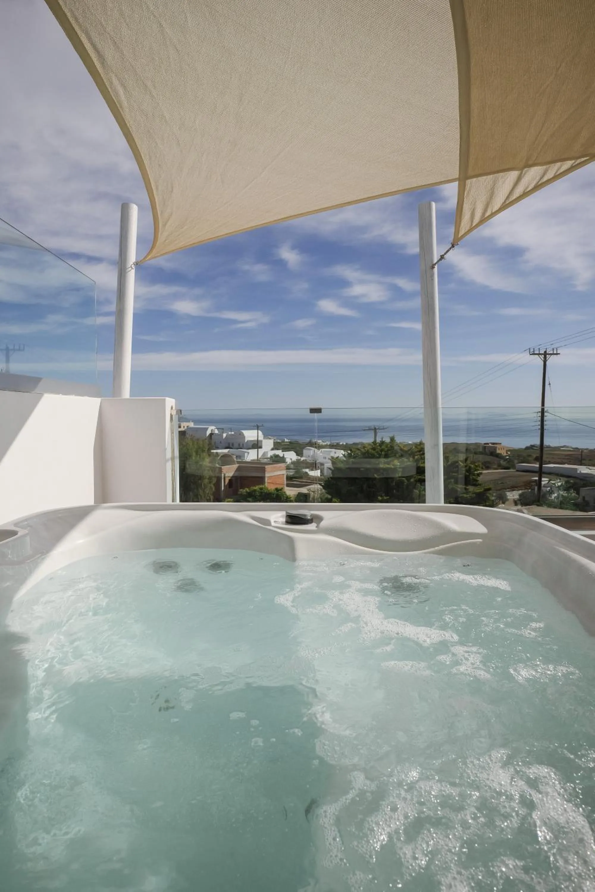 Hot Tub in Valery Suites