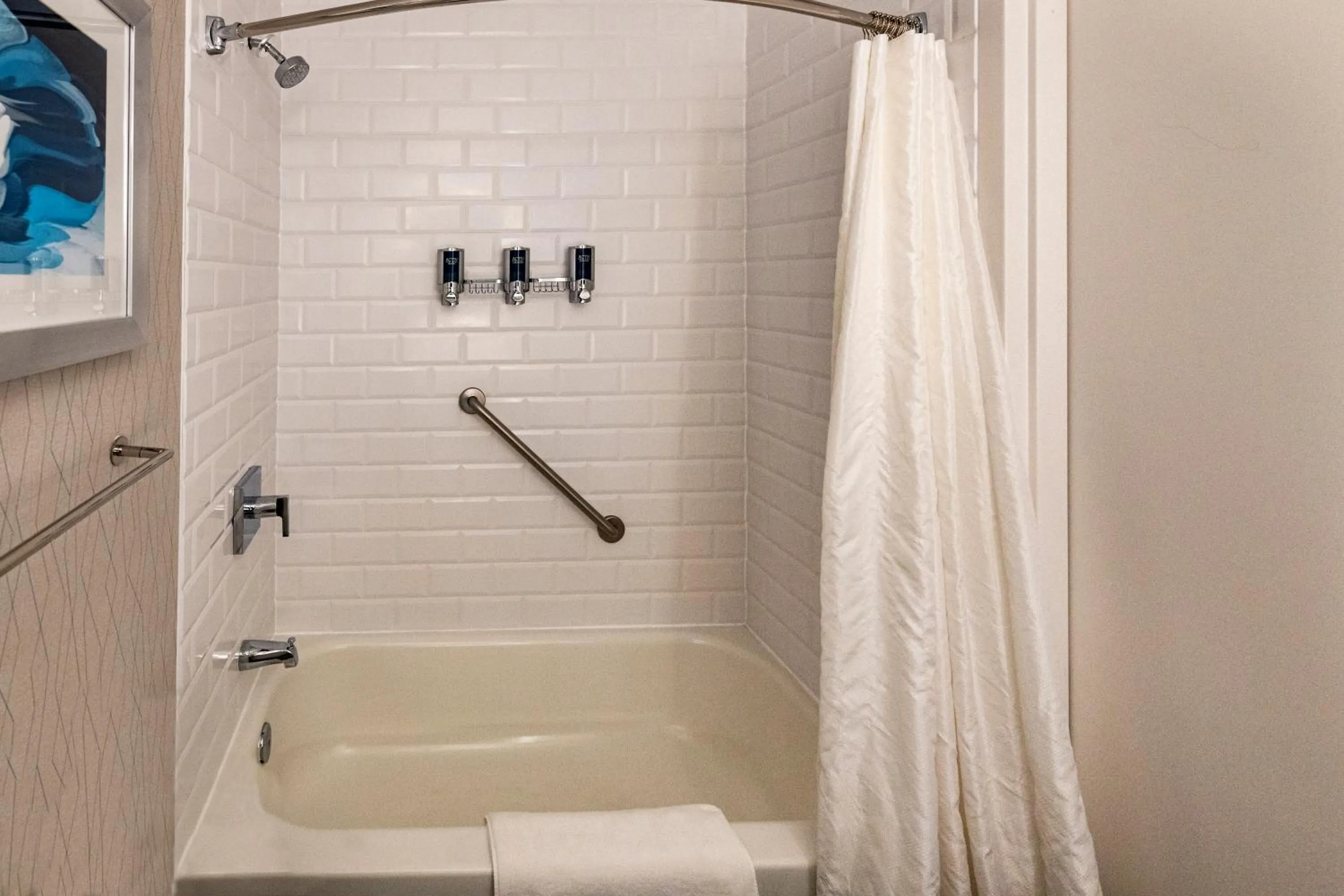 Bathroom in Radisson Hotel Fairview Heights - St Louis