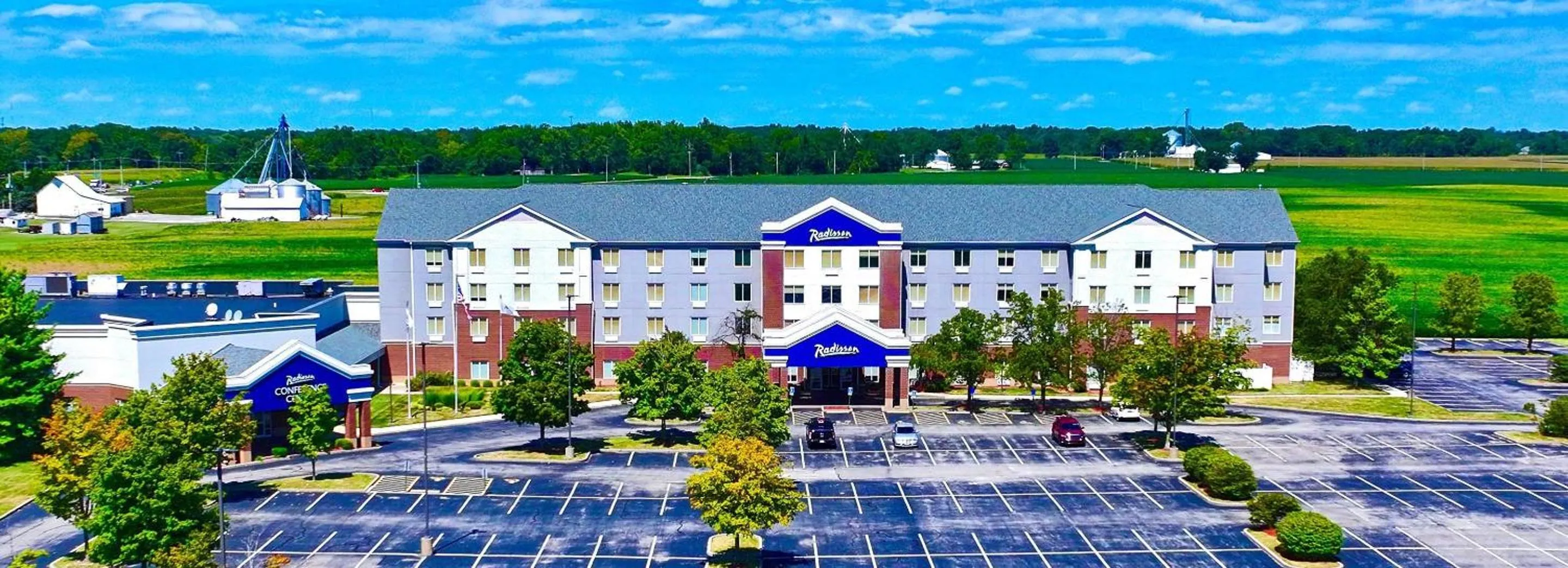 Property building in Radisson Hotel Fairview Heights - St Louis
