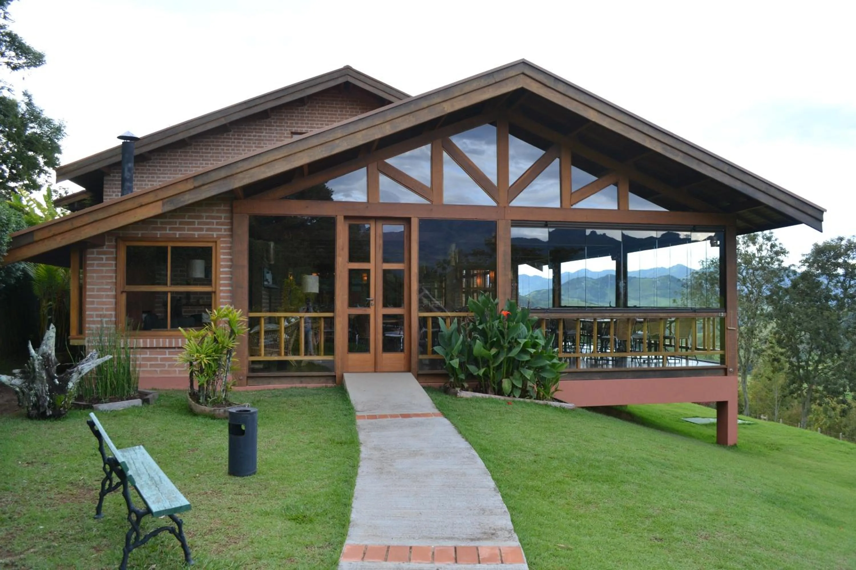 Restaurant/places to eat in Pousada do Quilombo