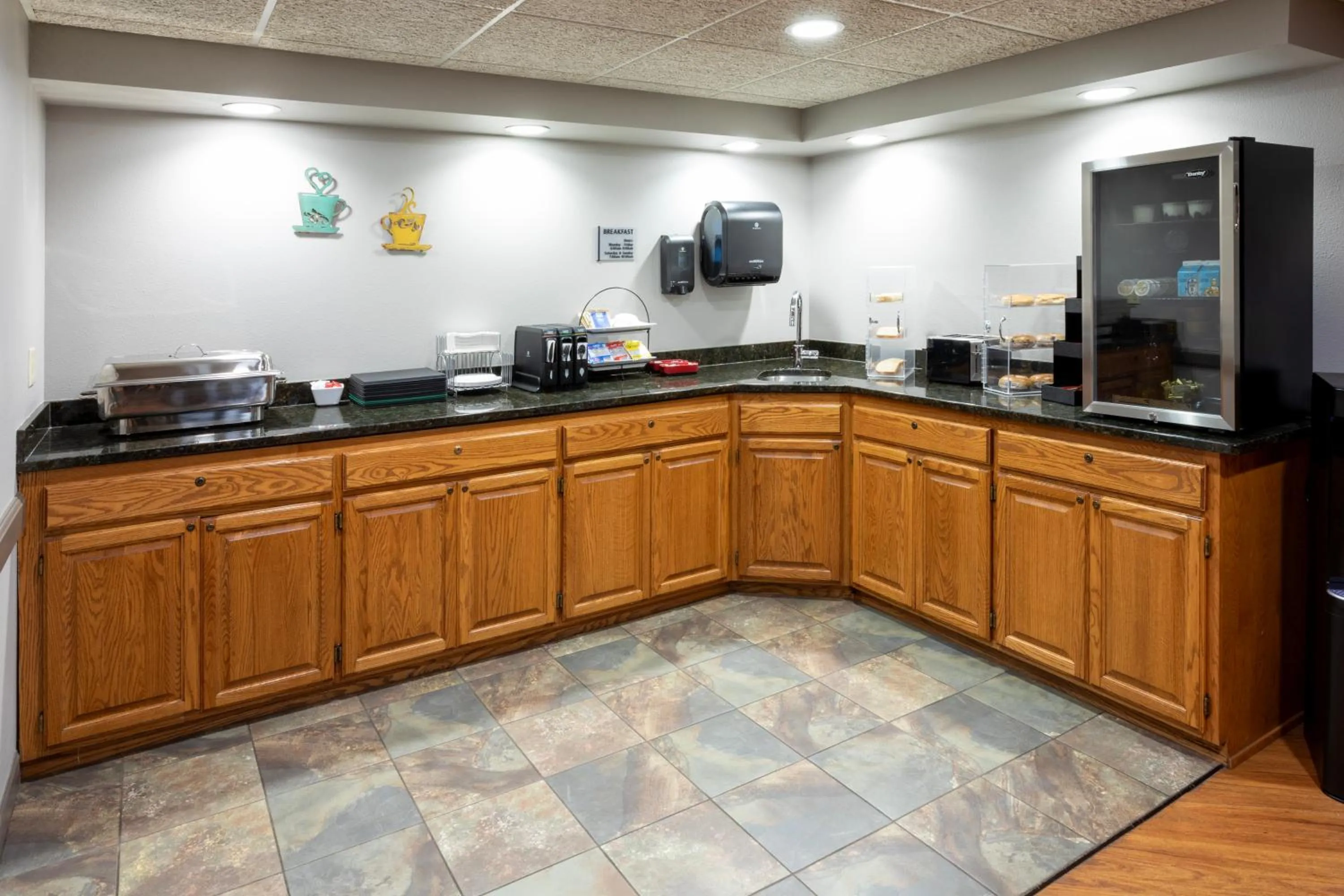 Breakfast in Paynesville Inn & Suites