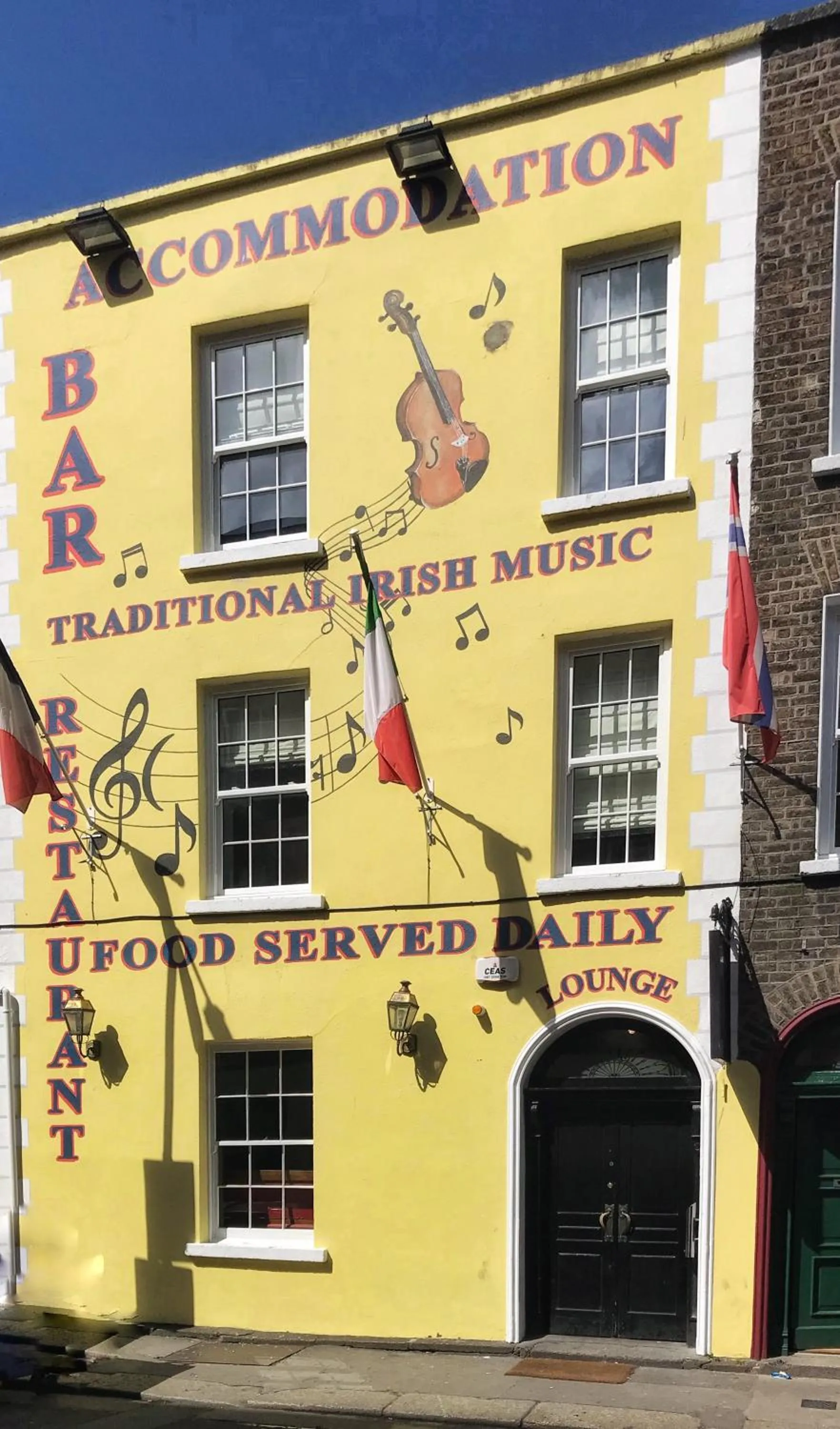 Property building in Molloys Apartments