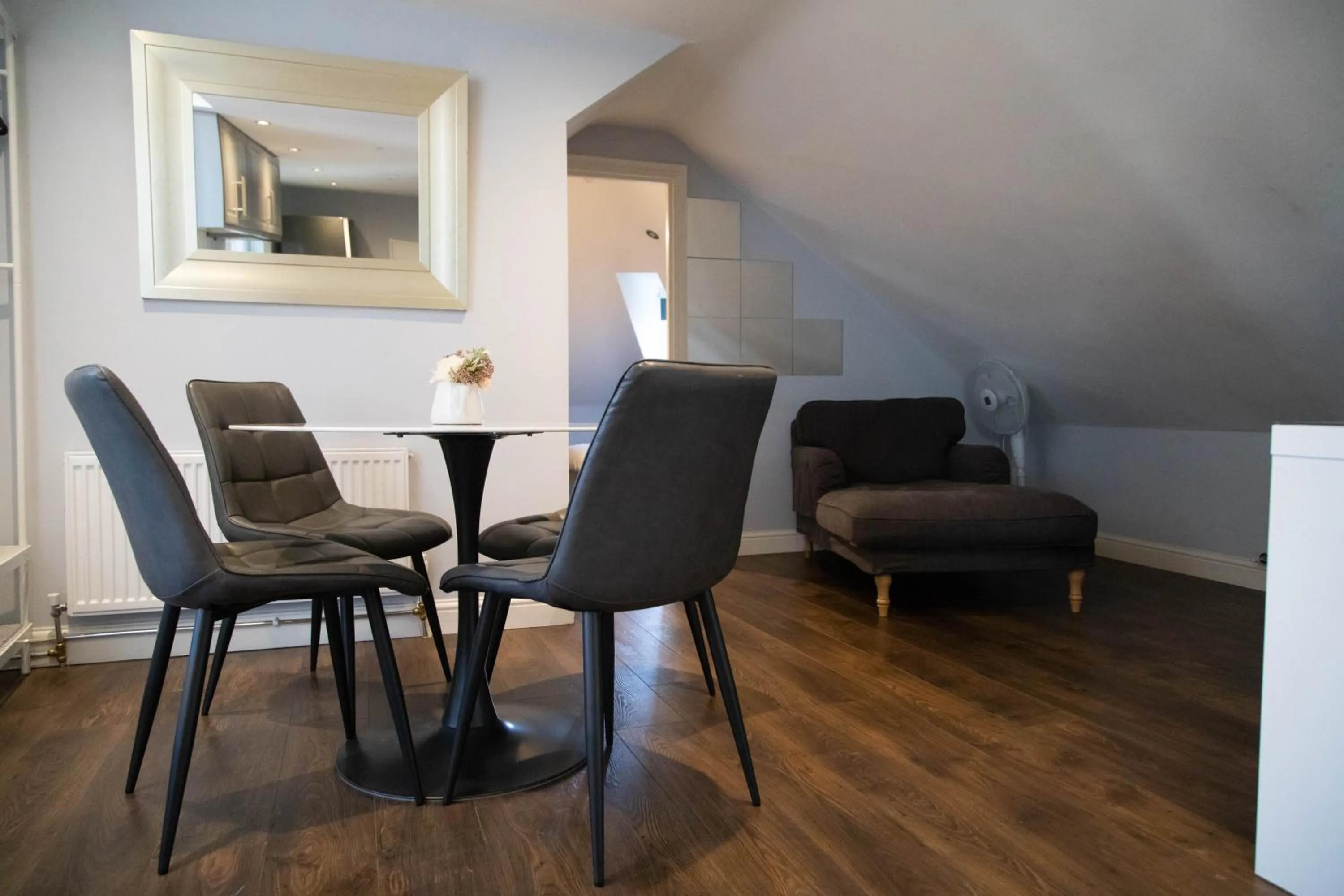 Dining area in Molloys Apartments