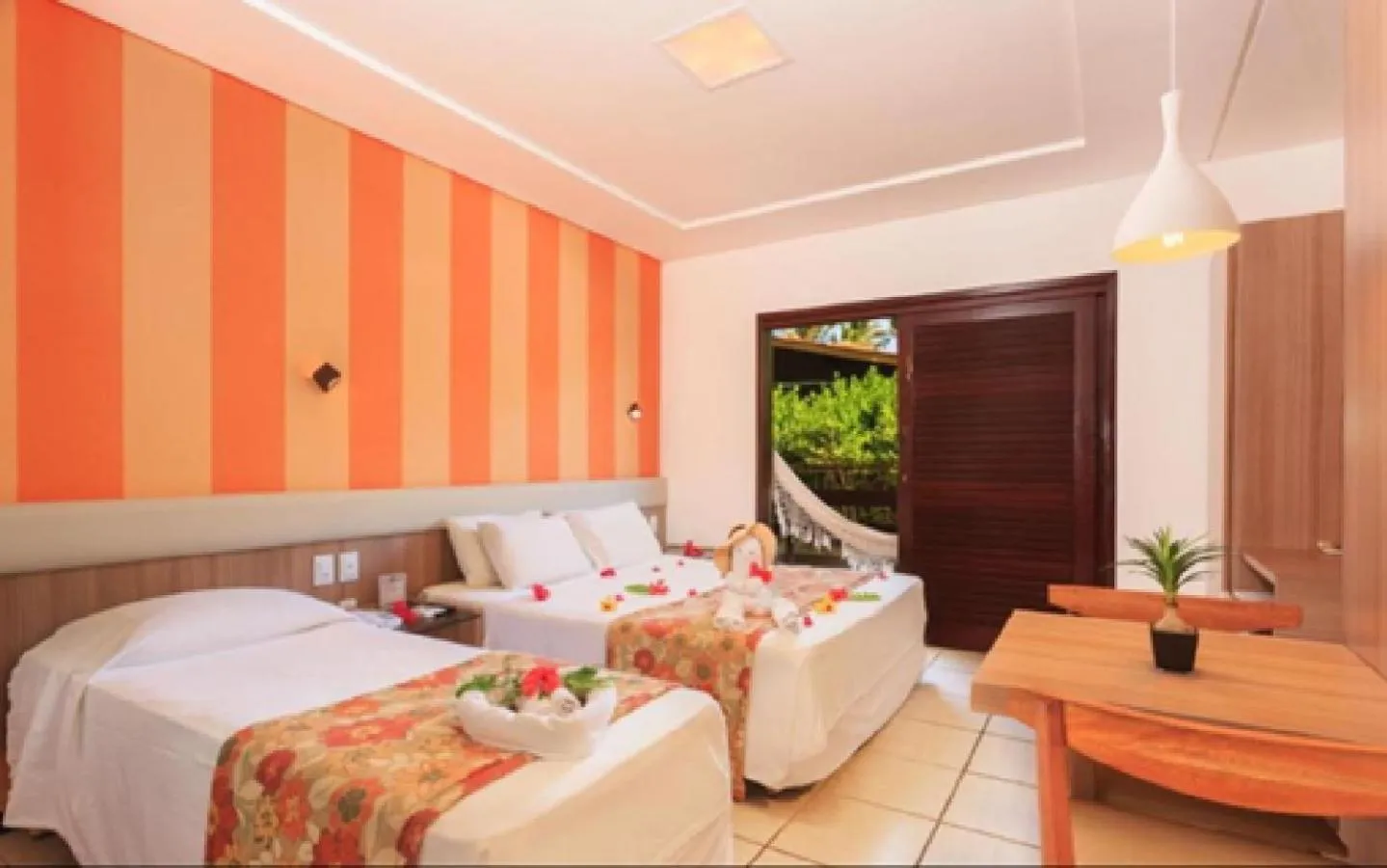 Photo of the whole room, Bed in Pousada Canto do Porto