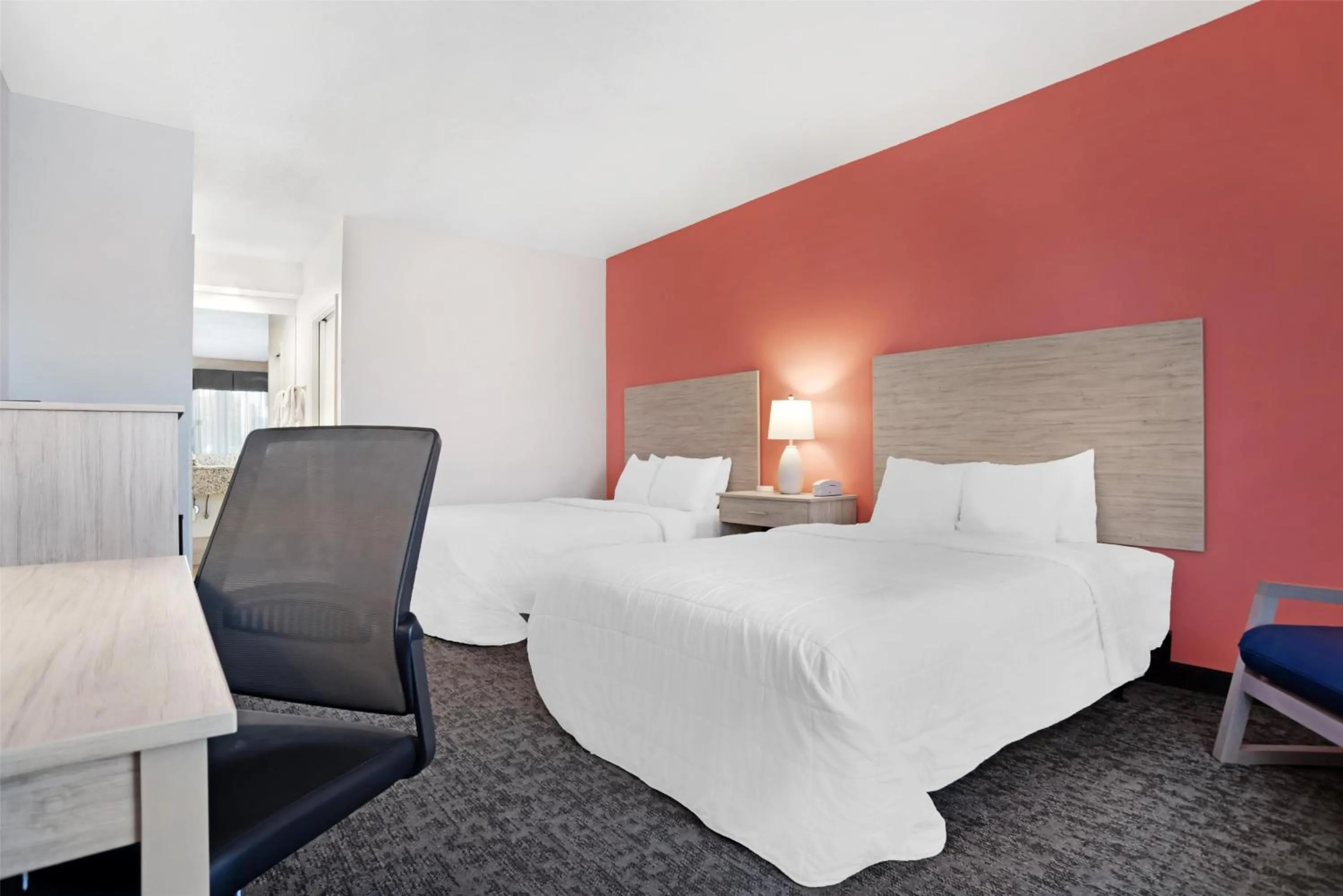 Bedroom, Bed in Best Western Navarre Waterfront