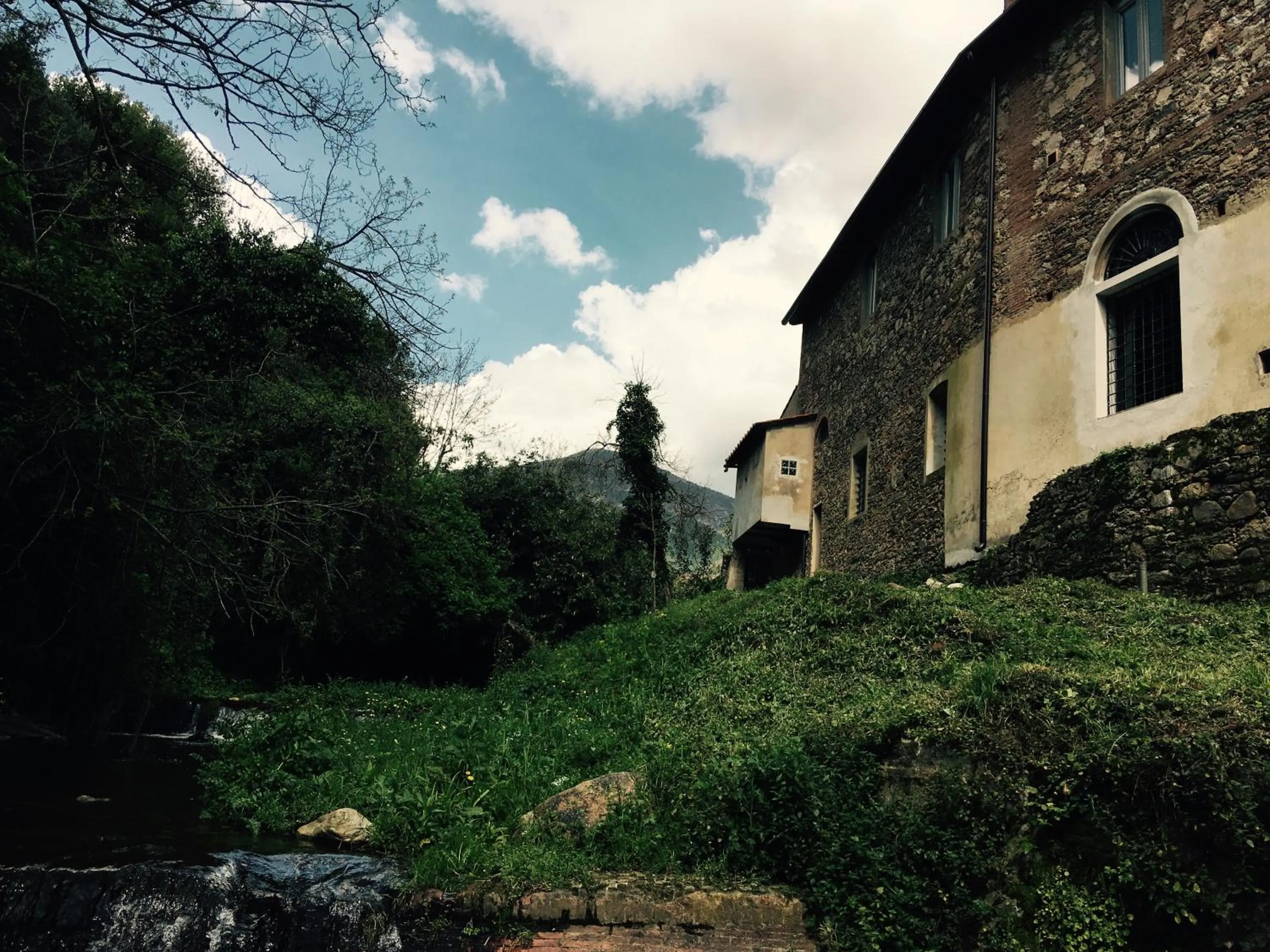 Property building in La Fabbrica