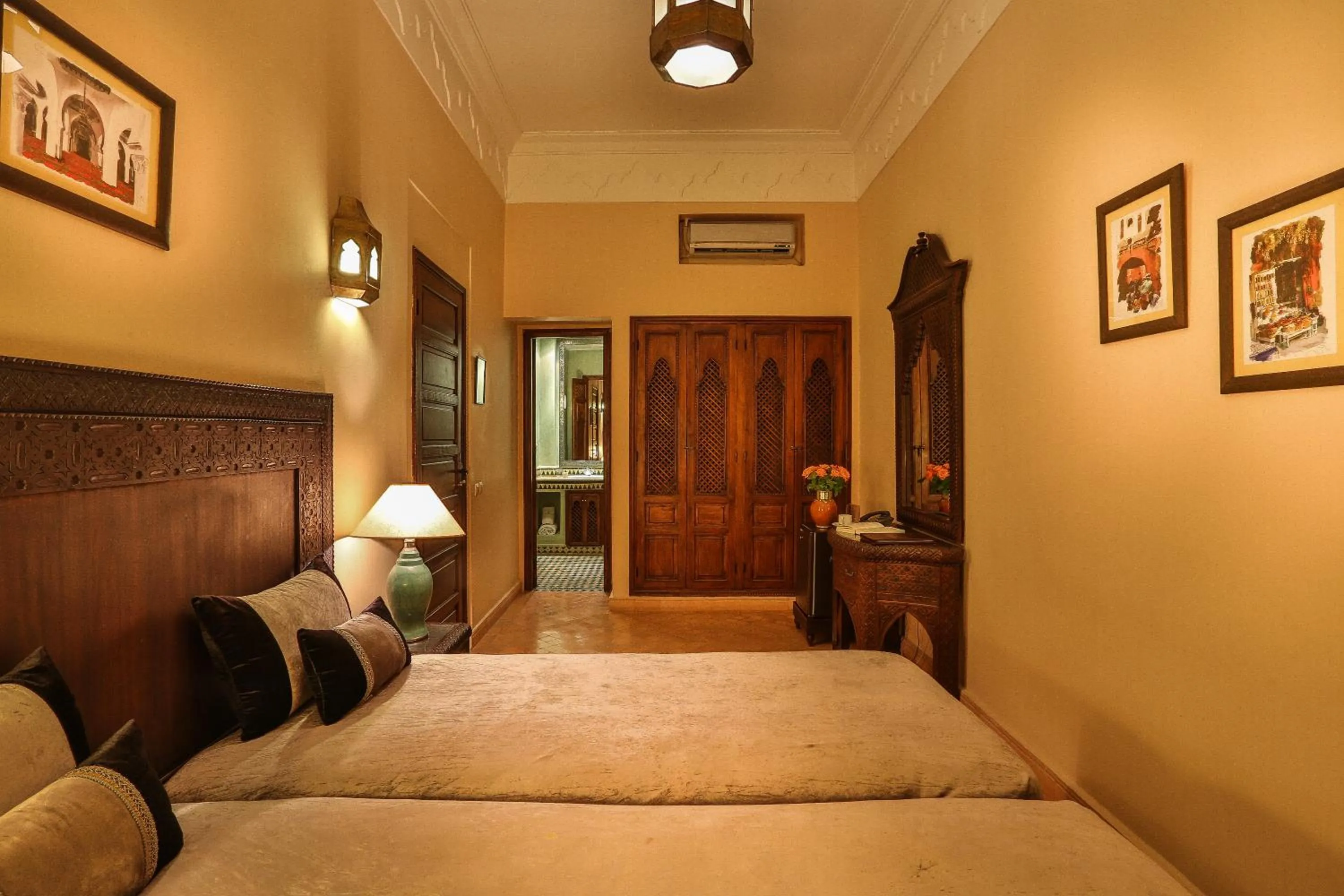 Photo of the whole room, Bed in Riad & Spa Bahia Salam