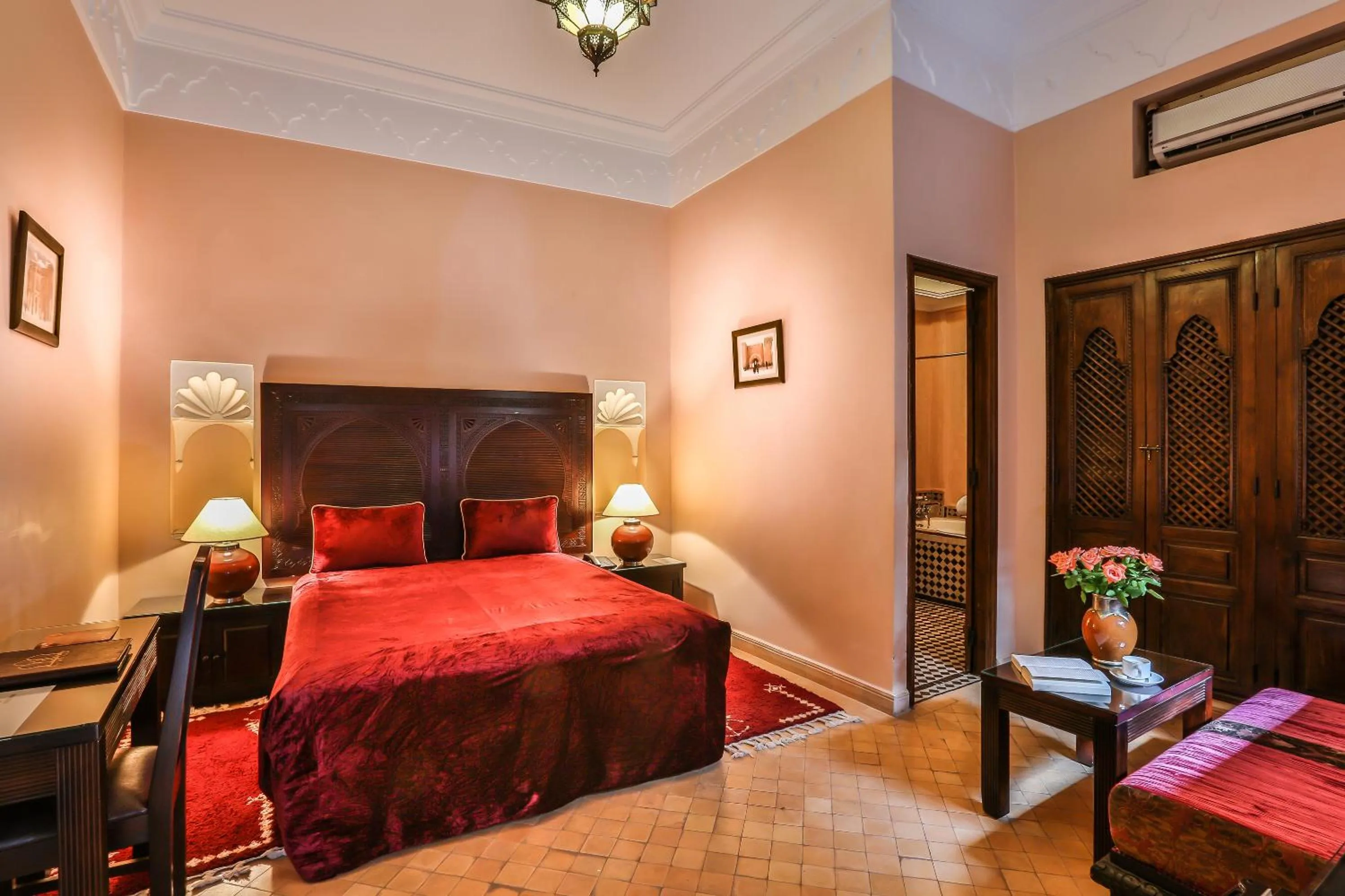 Photo of the whole room, Bed in Riad & Spa Bahia Salam