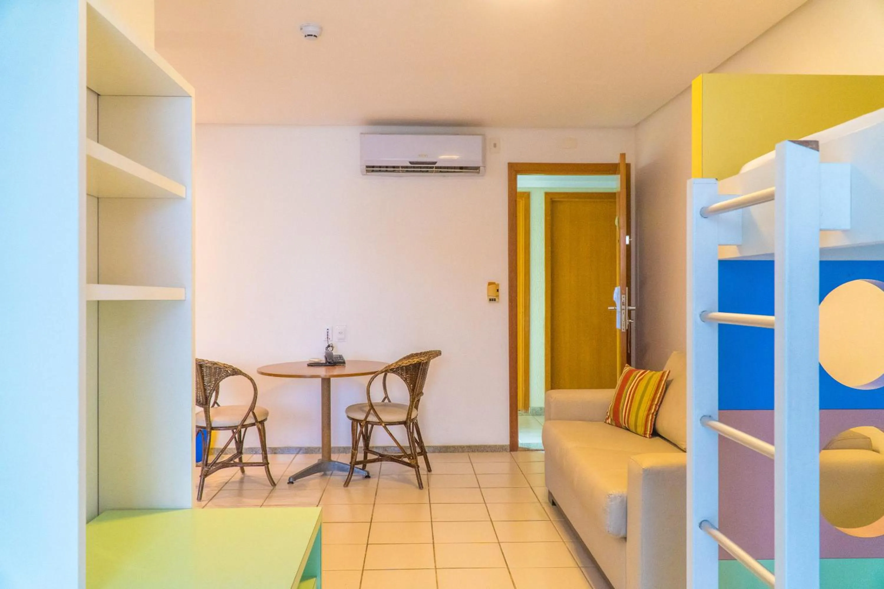 Living room in Marulhos Resort by MAI