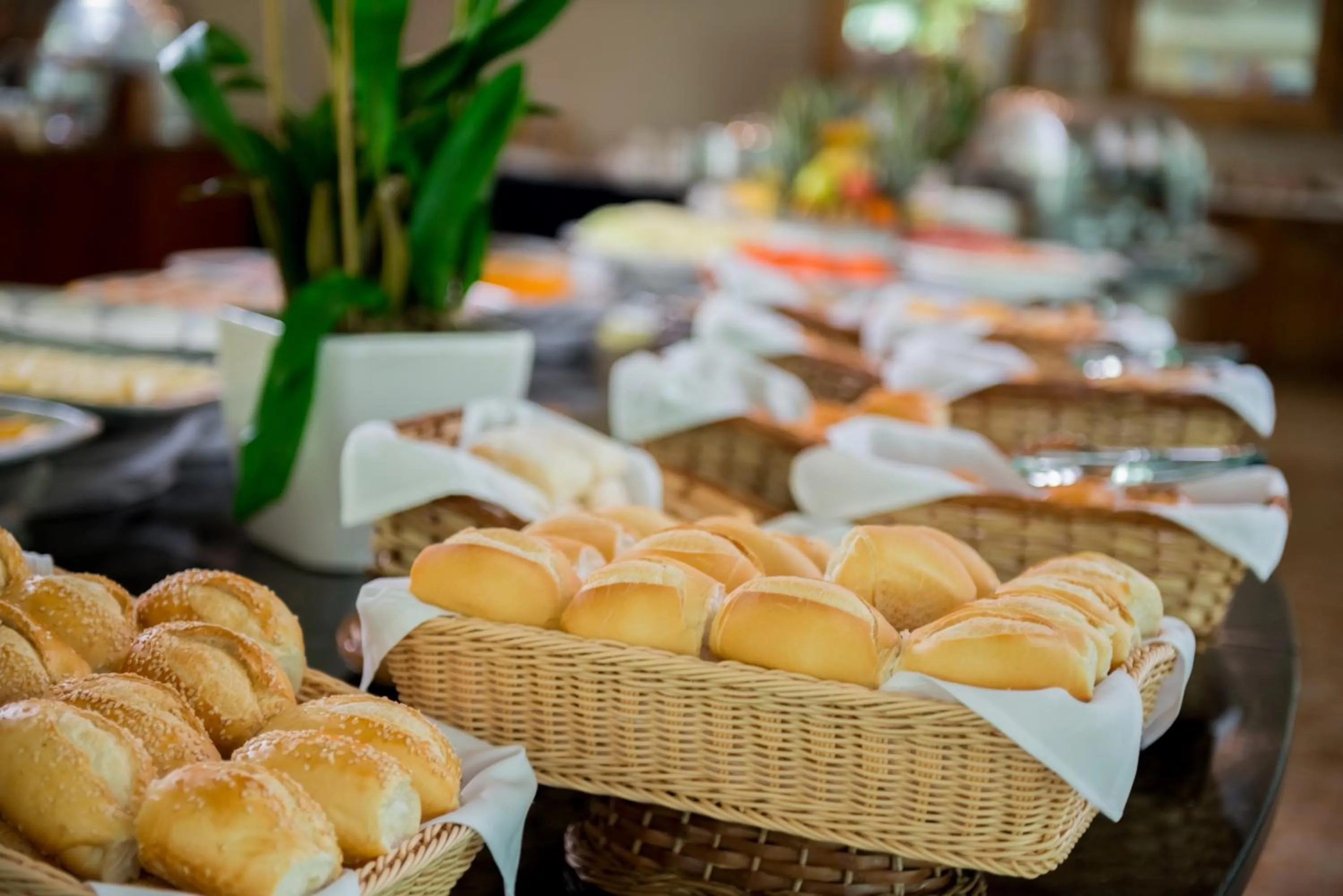 Breakfast in Marulhos Resort by MAI