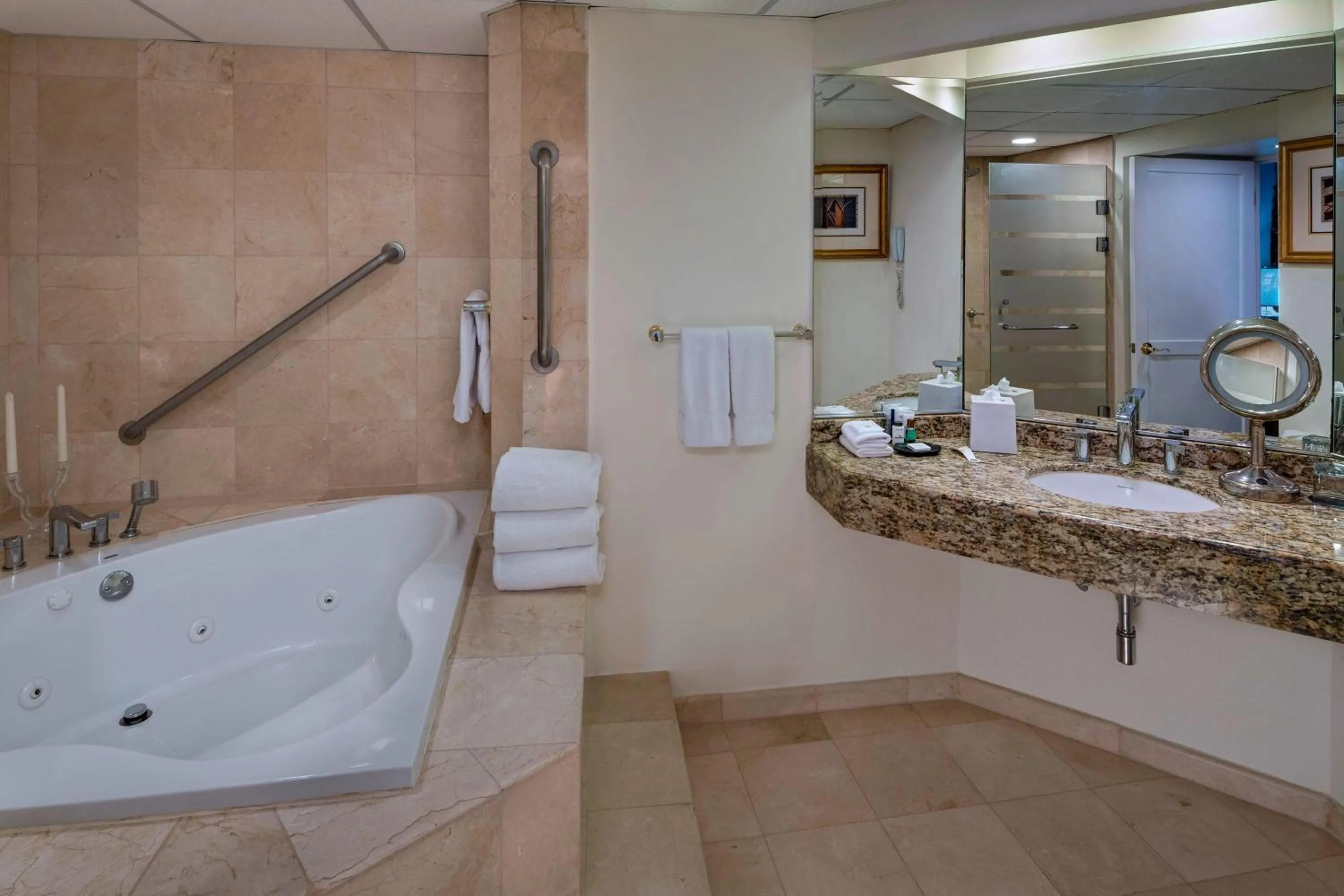 Bathroom in Sheraton Presidente San Salvador