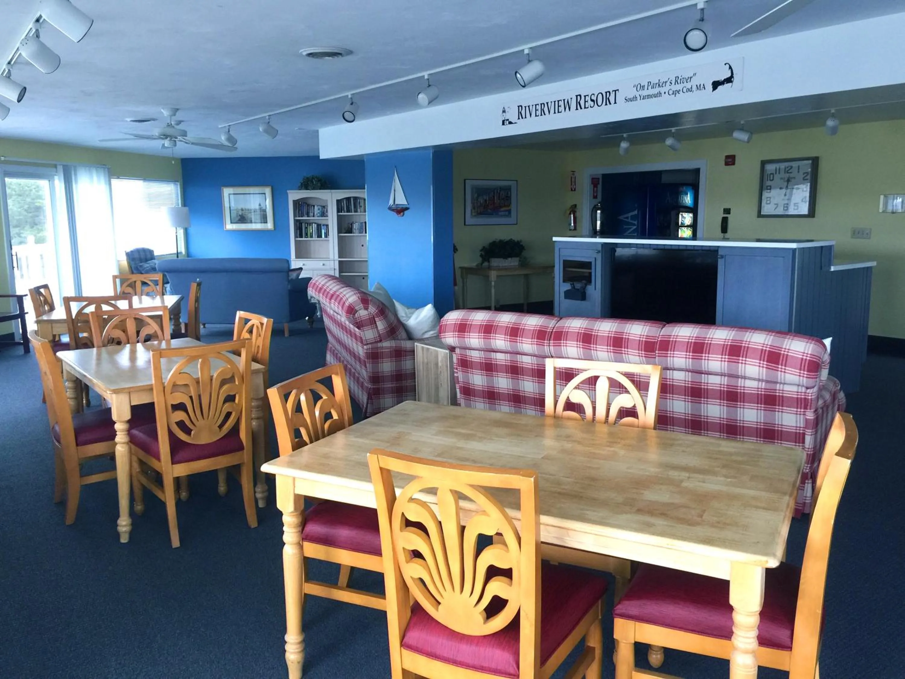 Communal lounge/ TV room in Riverview Resort