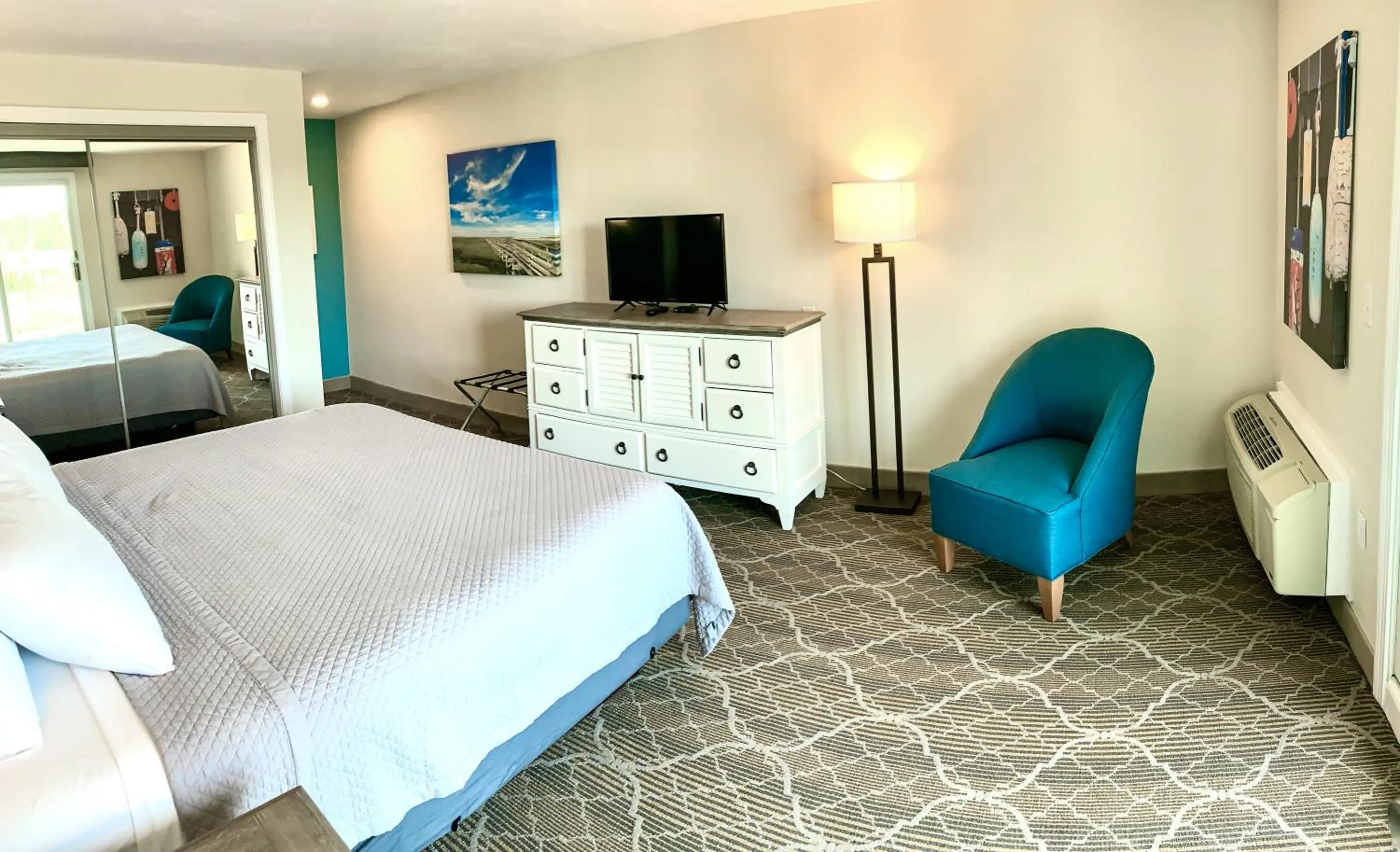 Bedroom, Bed in Riverview Resort