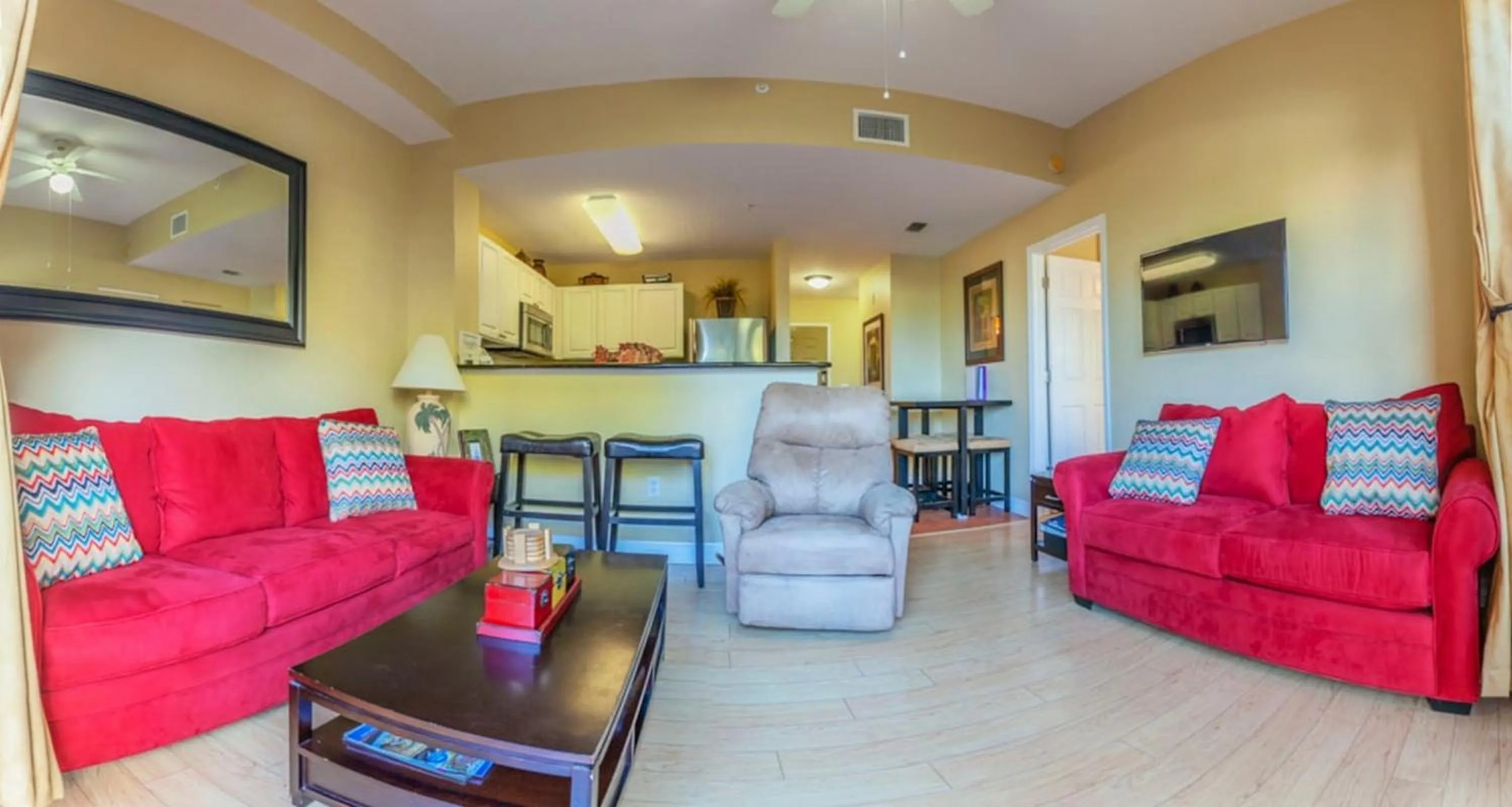 Living room in Madeira Bay Resort II by Travel Resort Services