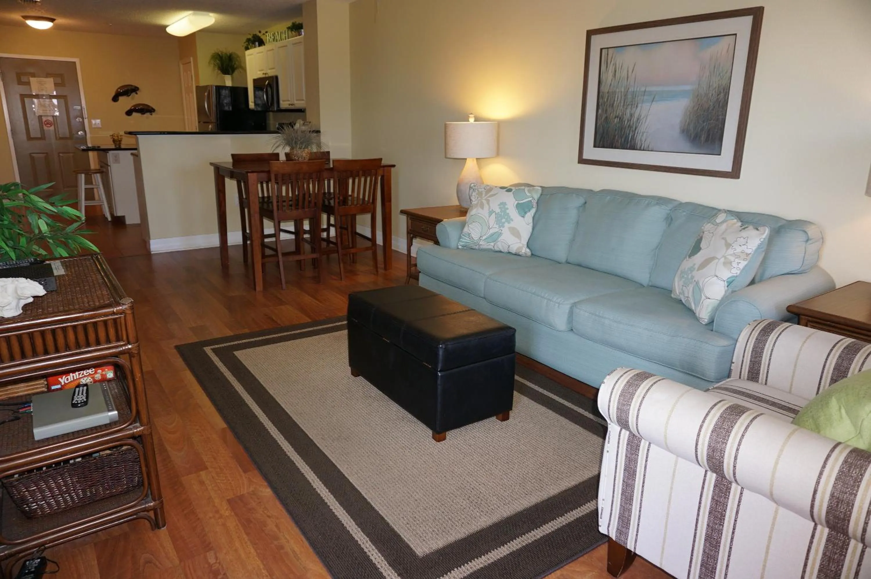 Living room in Madeira Bay Resort II by Travel Resort Services