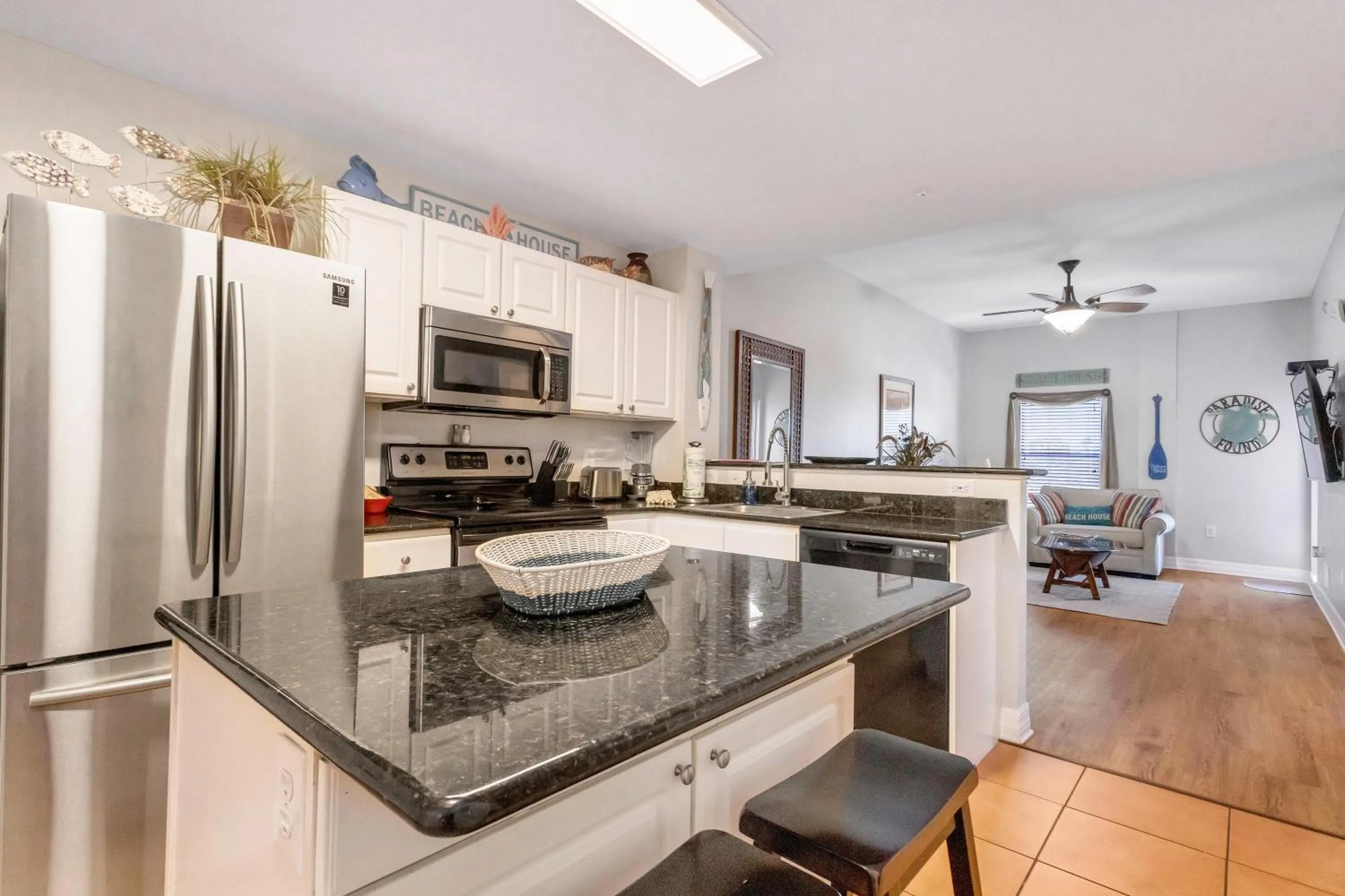 Kitchen or kitchenette in Madeira Bay Resort II by Travel Resort Services