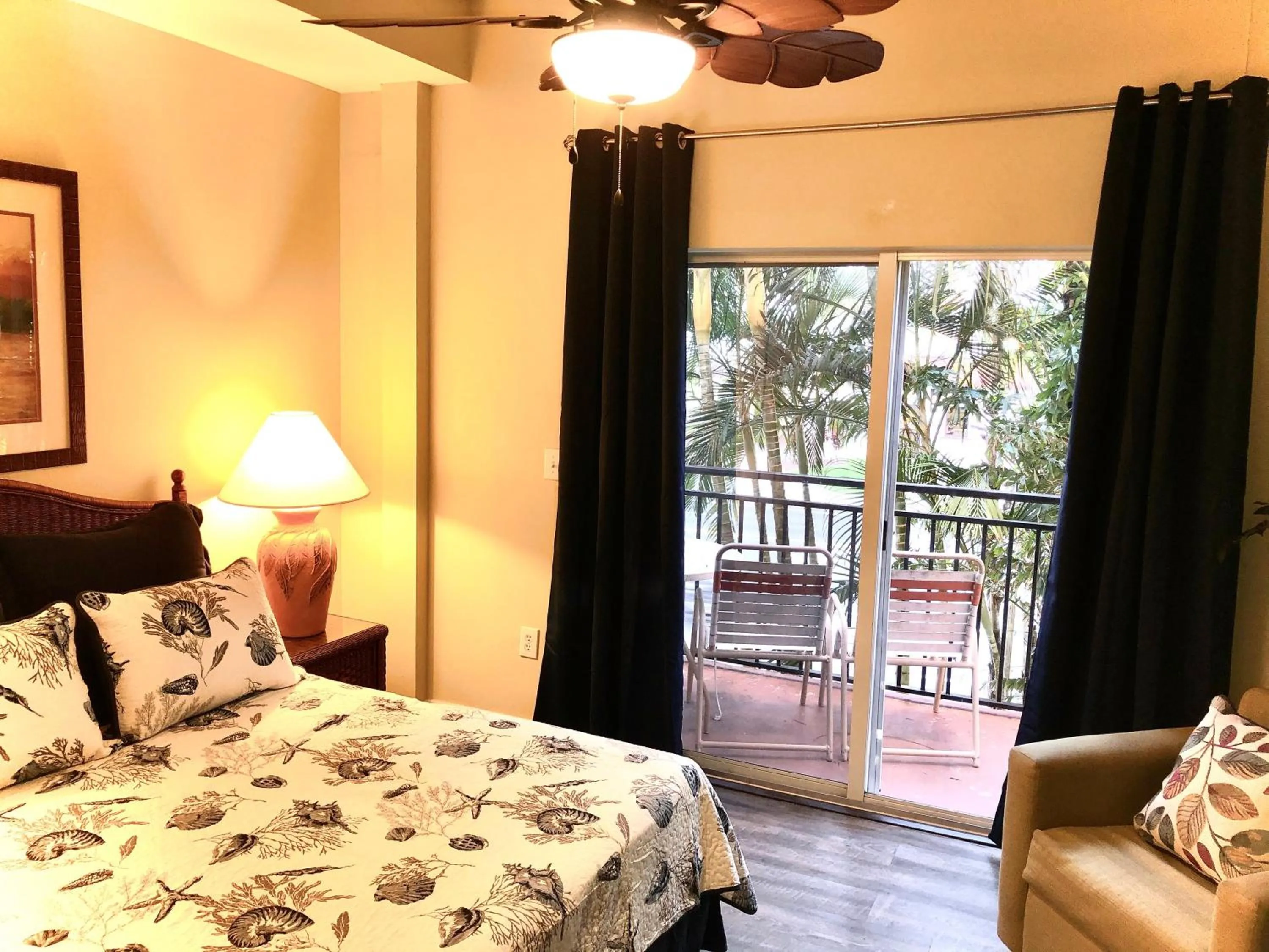 Bedroom, Bed in Madeira Bay Resort II by Travel Resort Services