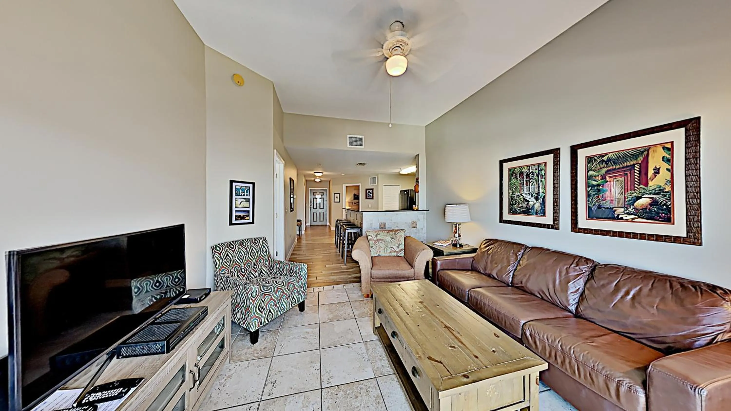 Living room in Madeira Bay Resort II by Travel Resort Services