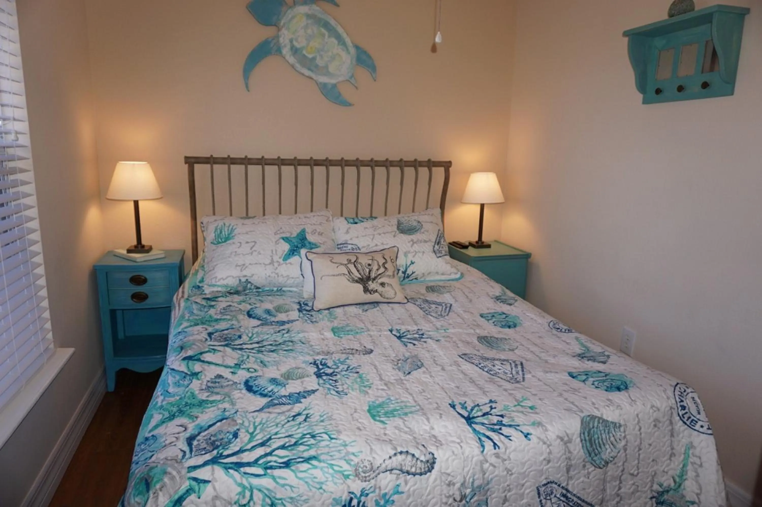Bedroom, Bed in Madeira Bay Resort II by Travel Resort Services