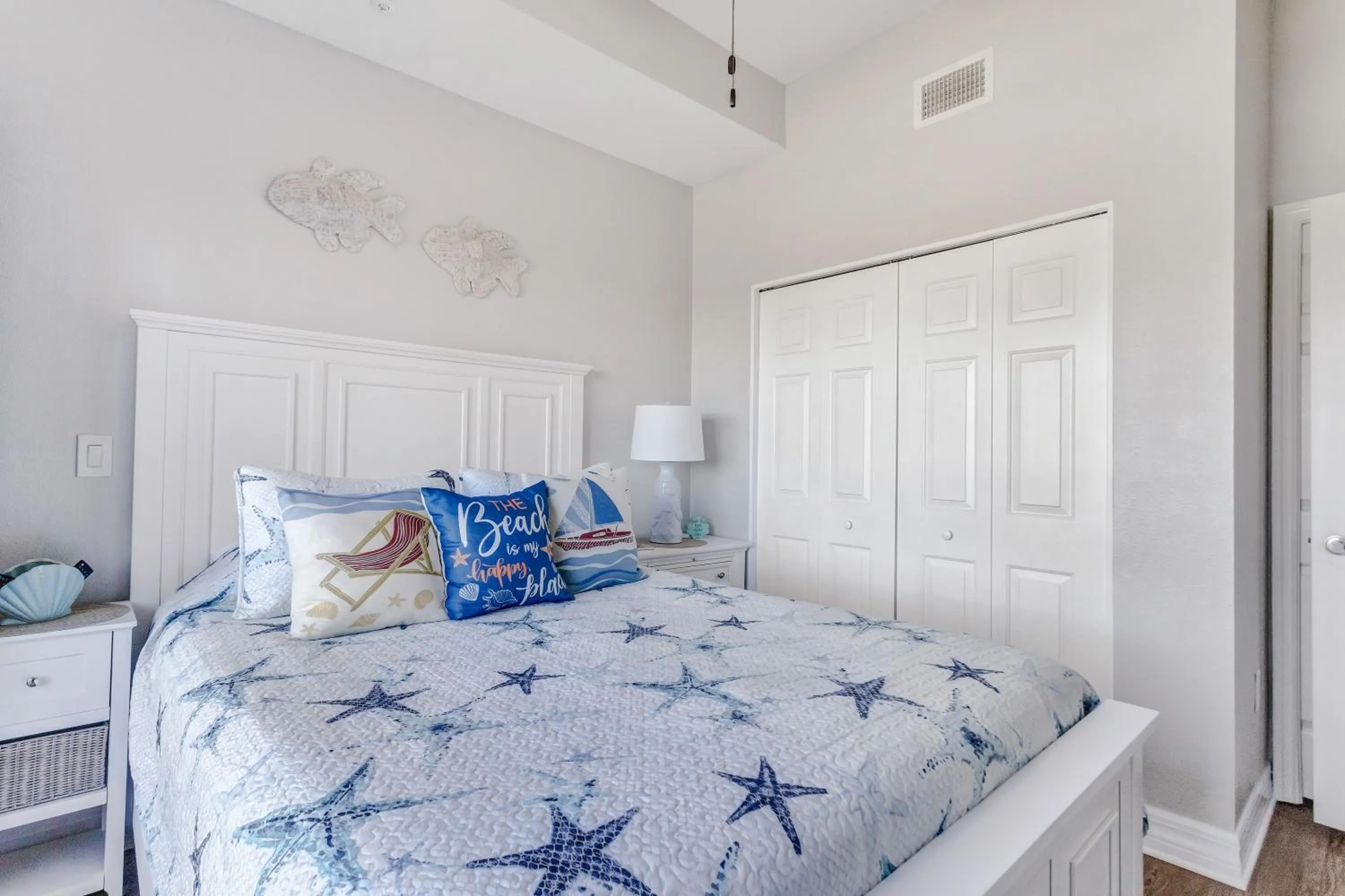 Bedroom, Bed in Madeira Bay Resort II by Travel Resort Services