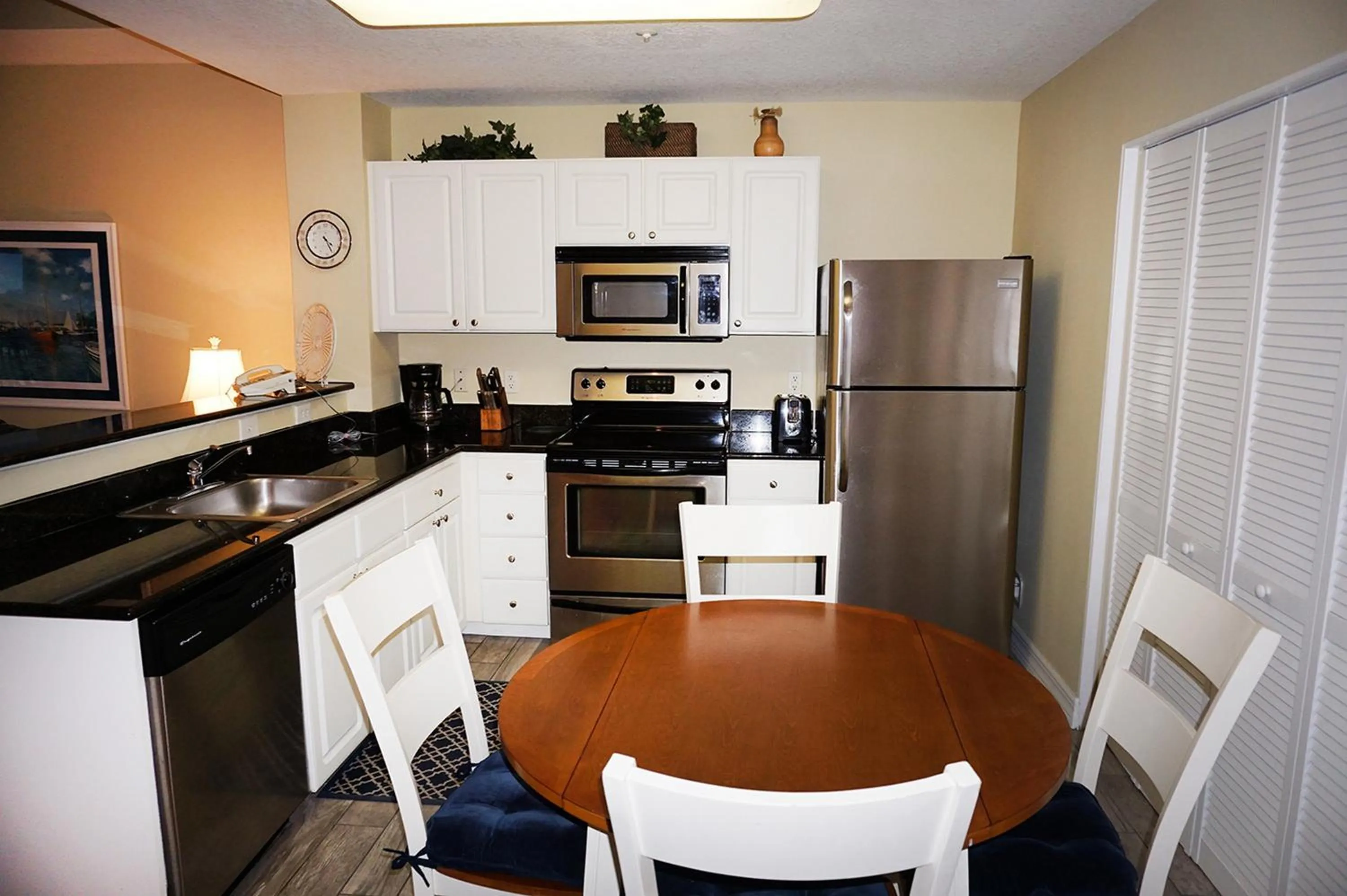 Kitchen or kitchenette in Madeira Bay Resort II by Travel Resort Services