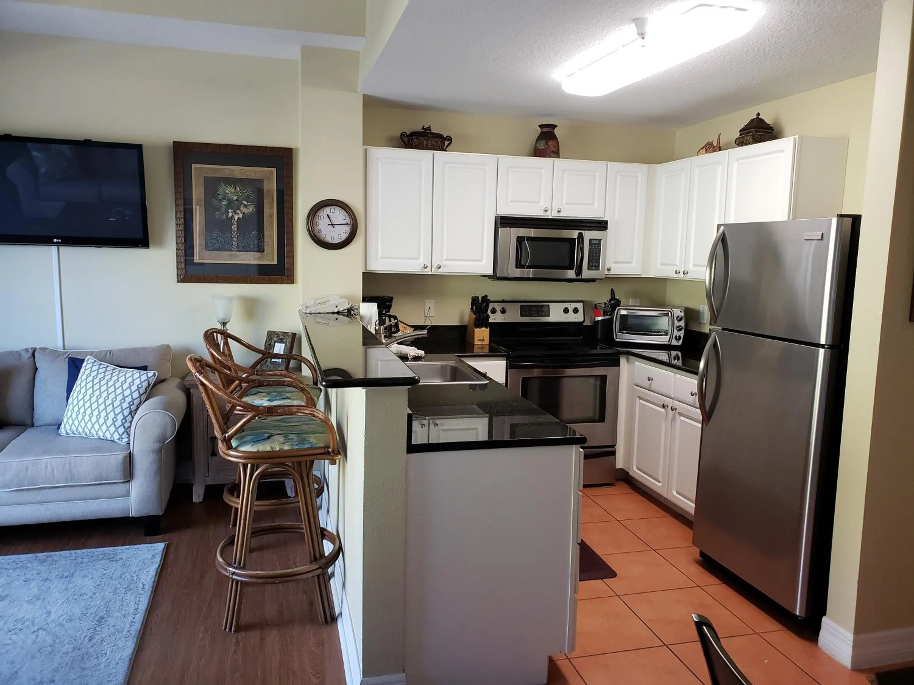 Kitchen or kitchenette in Madeira Bay Resort II by Travel Resort Services