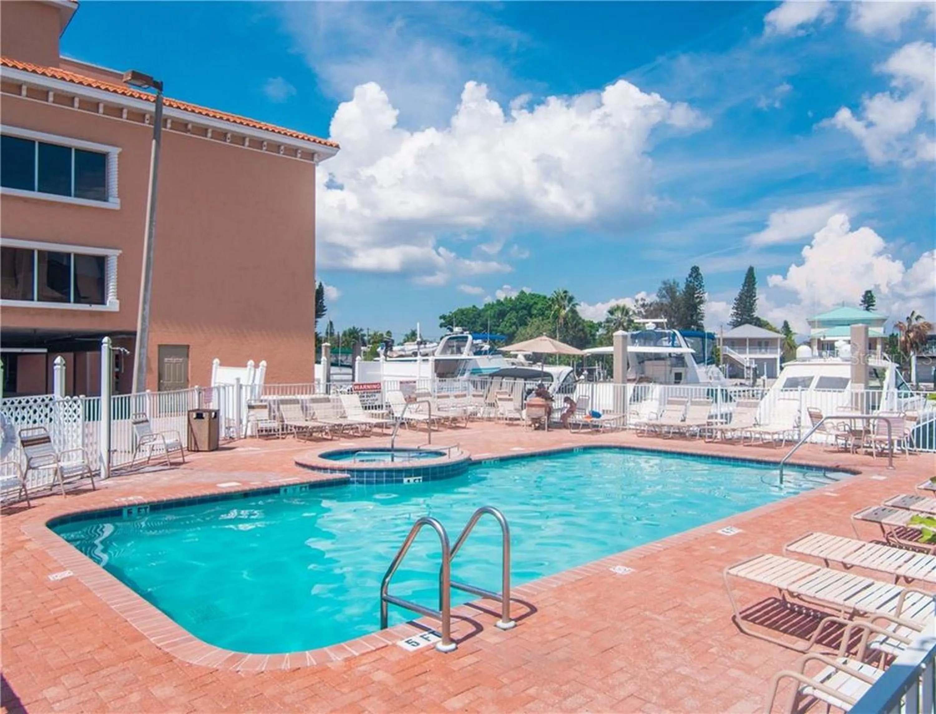 Swimming pool in Madeira Bay Resort II by Travel Resort Services