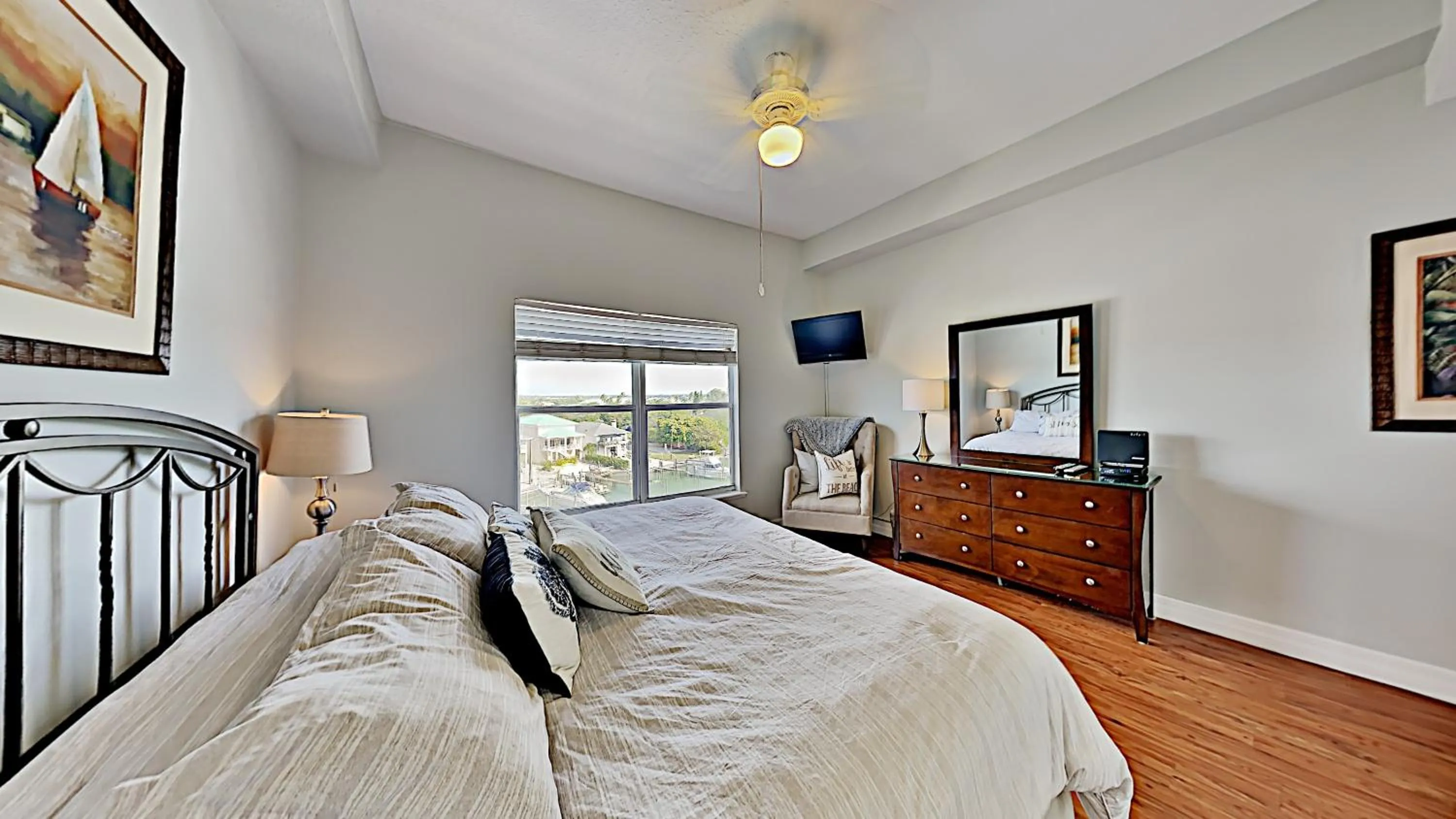 Bedroom, Bed in Madeira Bay Resort II by Travel Resort Services