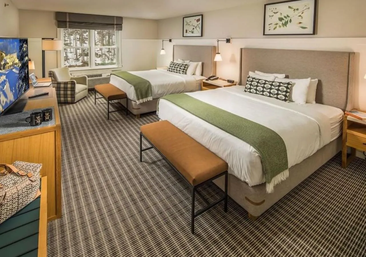 Bedroom, Bed in White Mountain Hotel and Resort