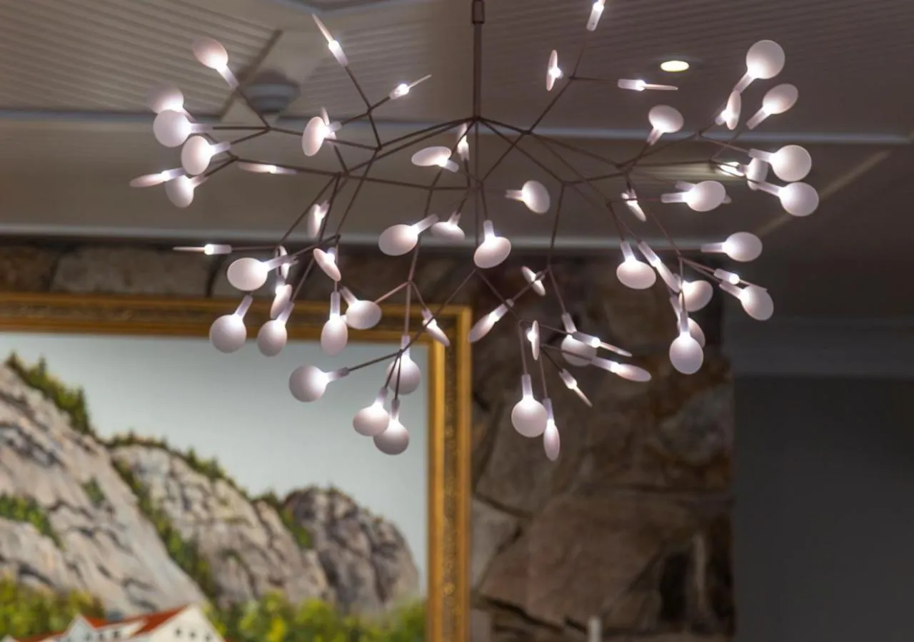 Lobby or reception in White Mountain Hotel and Resort