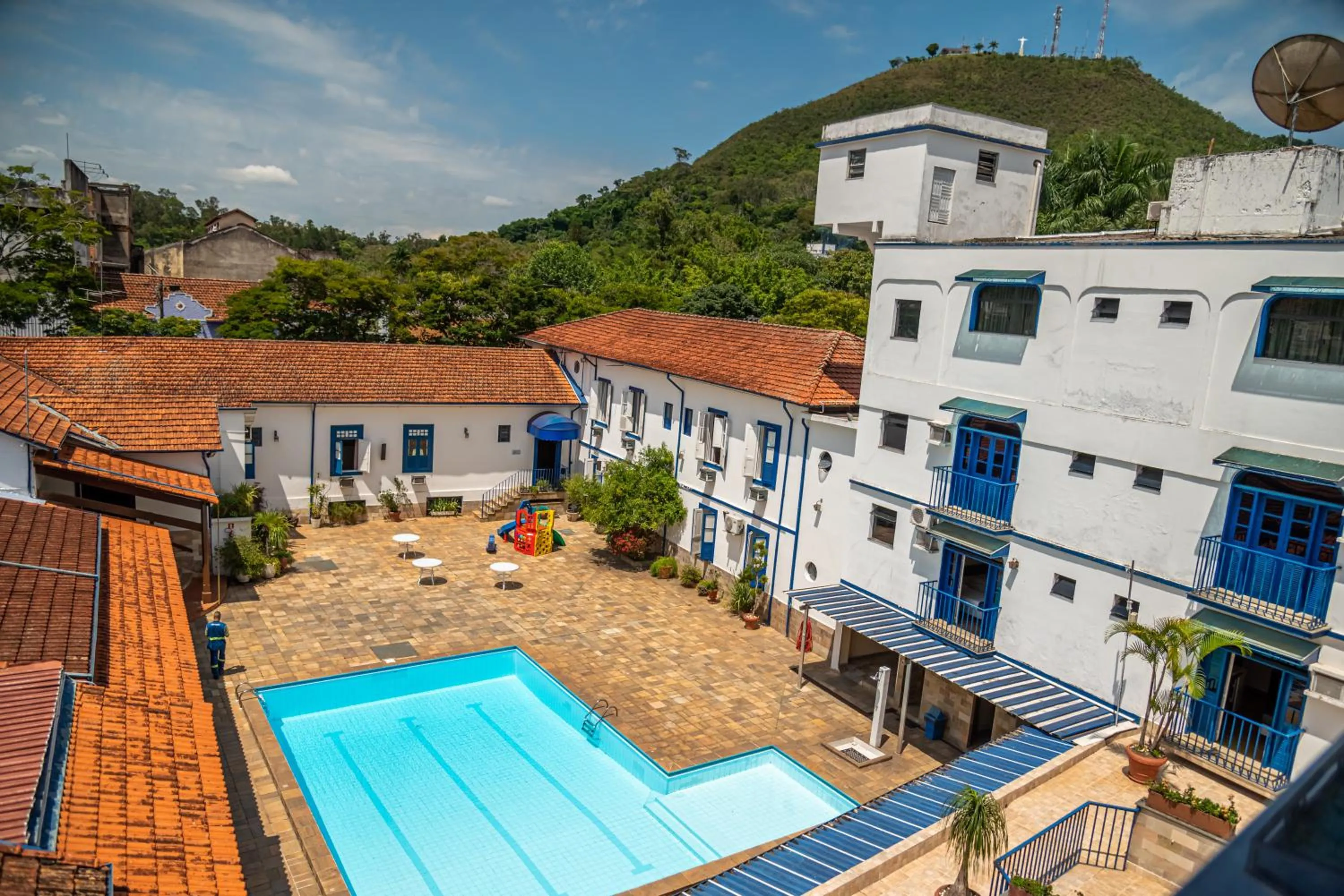 Swimming pool in VOA Hotel Caxambu