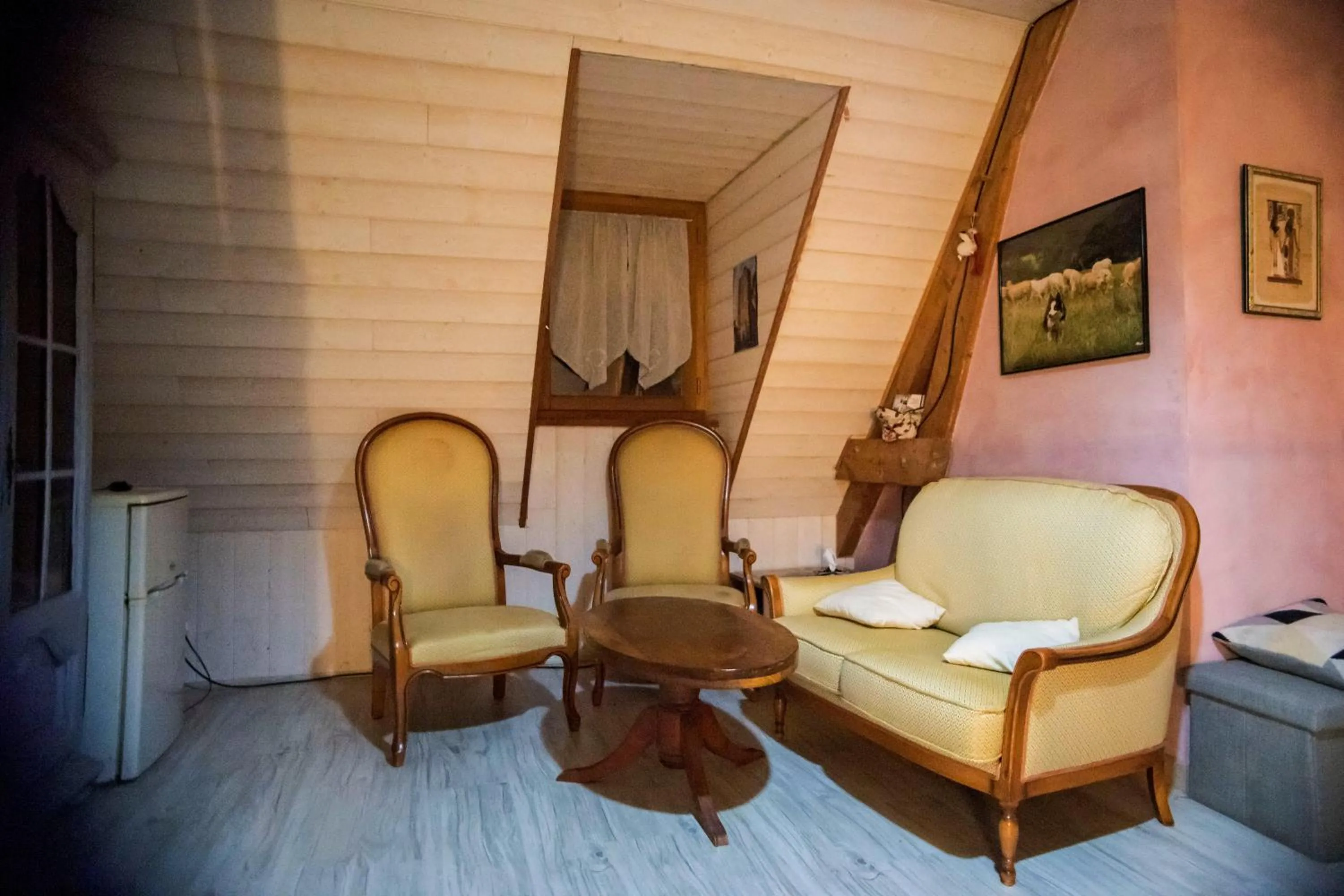 Library in Pesaulhé