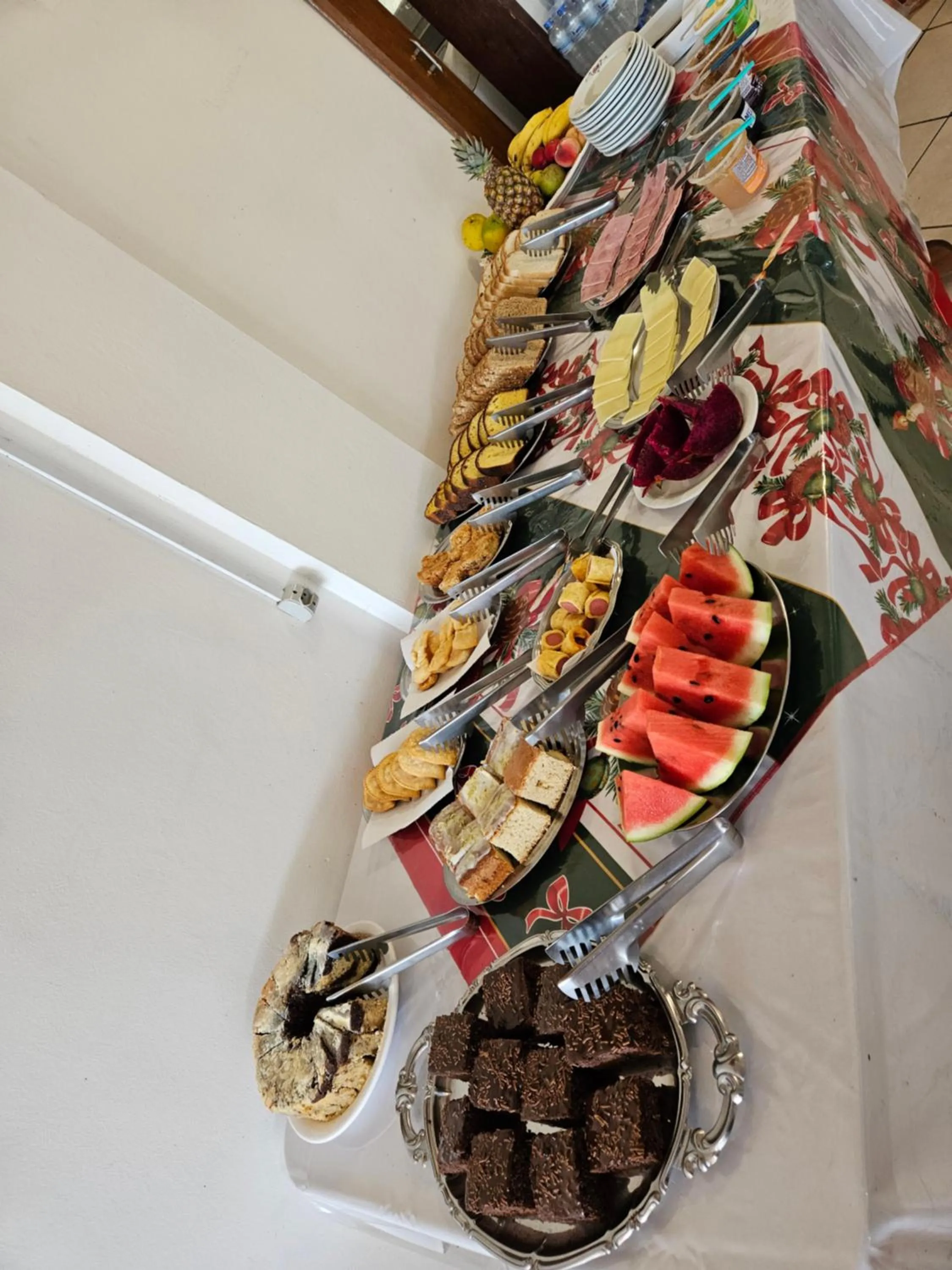 Breakfast in Hotel Pousada Rolantchê