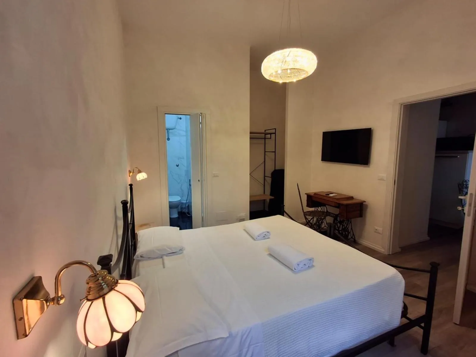 Bed in Lighthouse Suites Trastevere