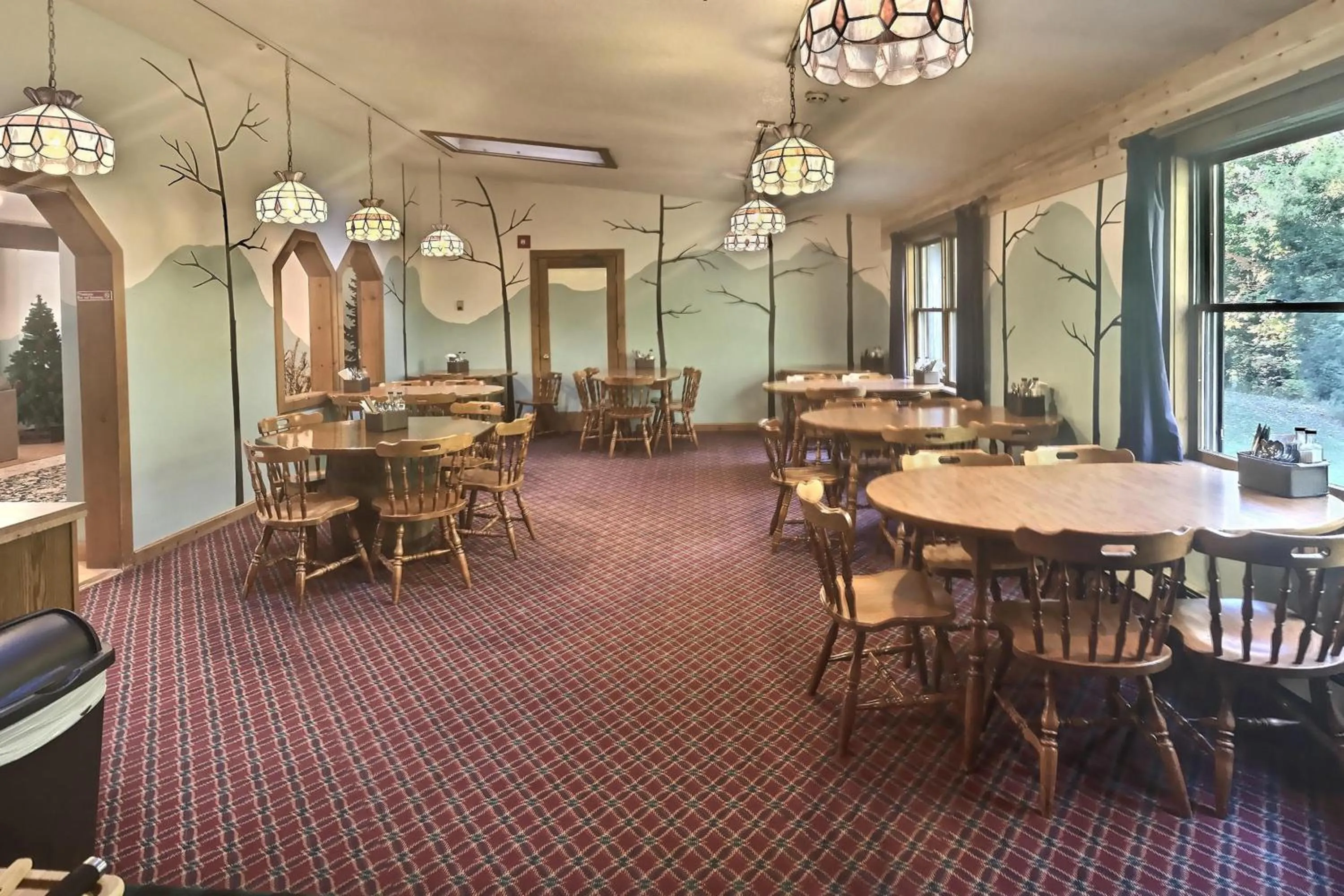 Restaurant/places to eat in Mountain Sports Inn