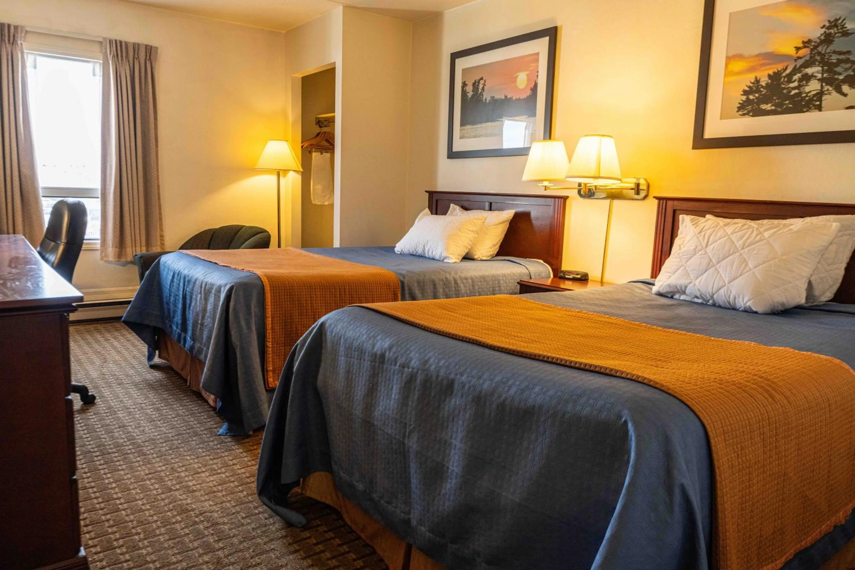 Bedroom, Bed in BA Hotel