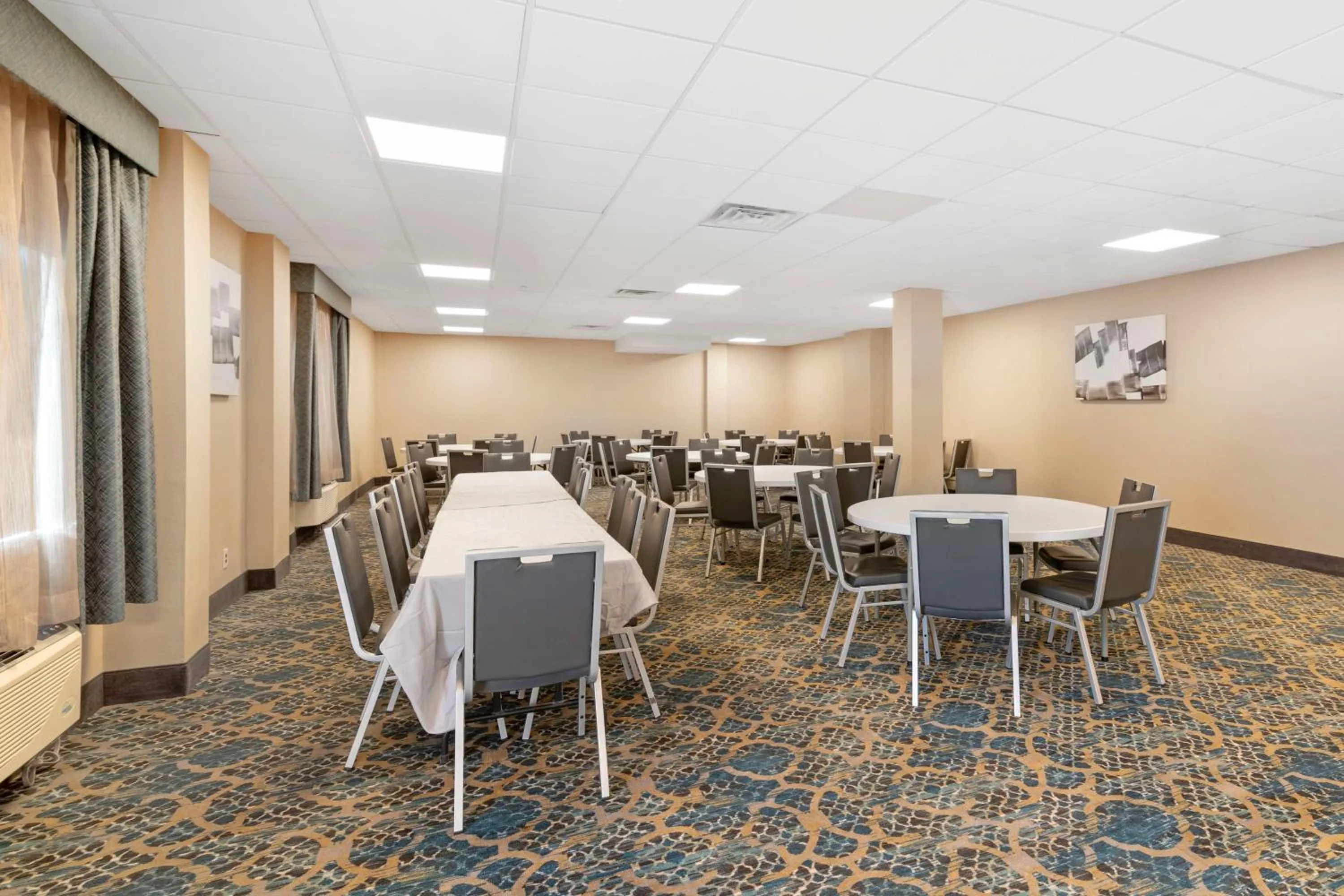 Banquet/Function facilities in Best Western Plus Landmark Inn