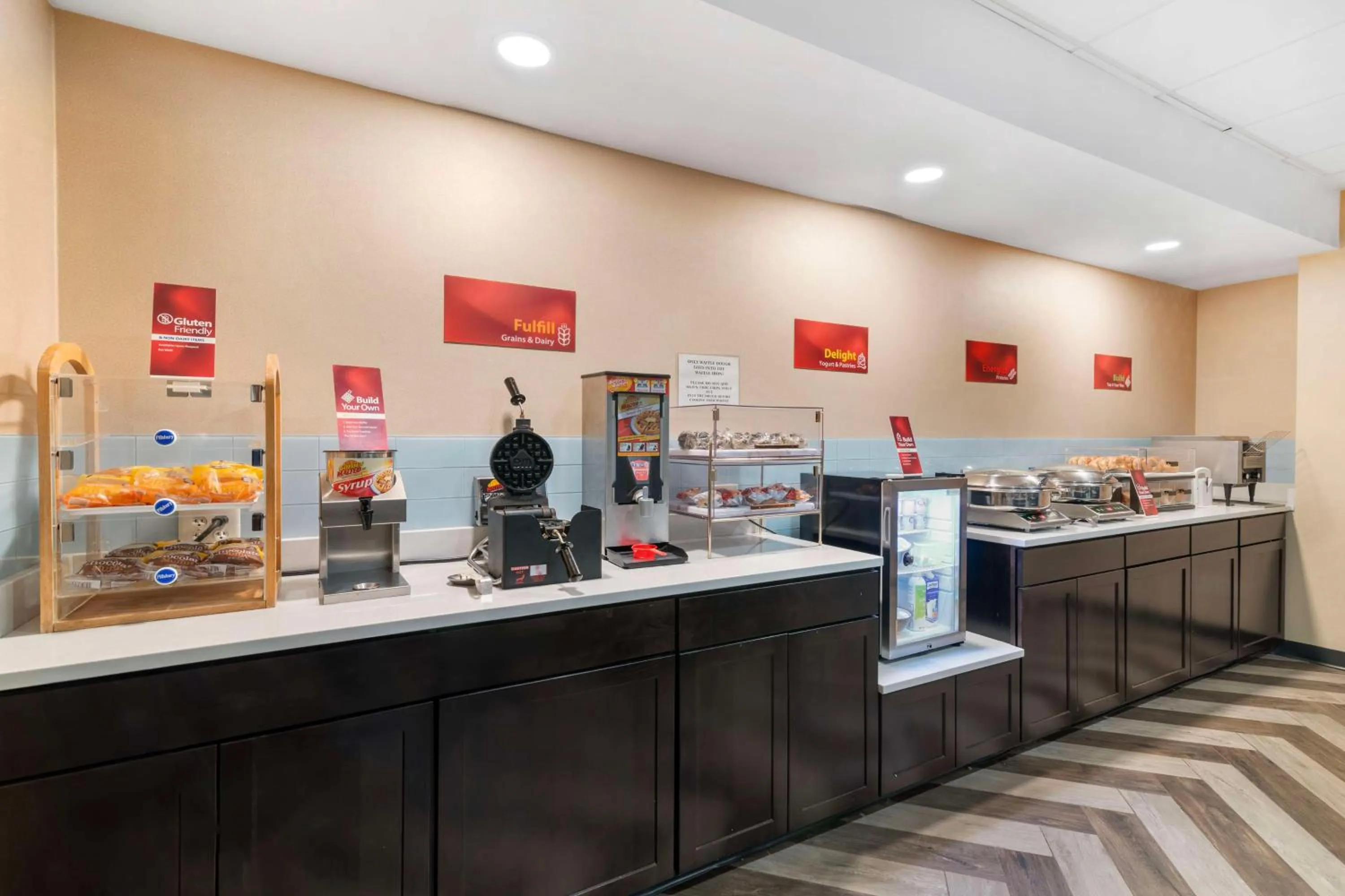 Breakfast in Best Western Plus Landmark Inn