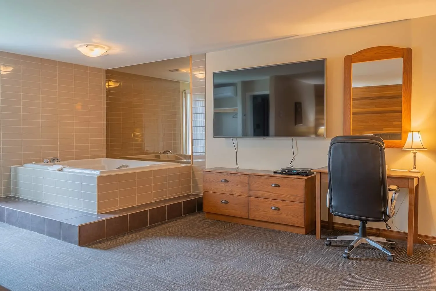 Hot Tub in Le 2020 Charlevoix