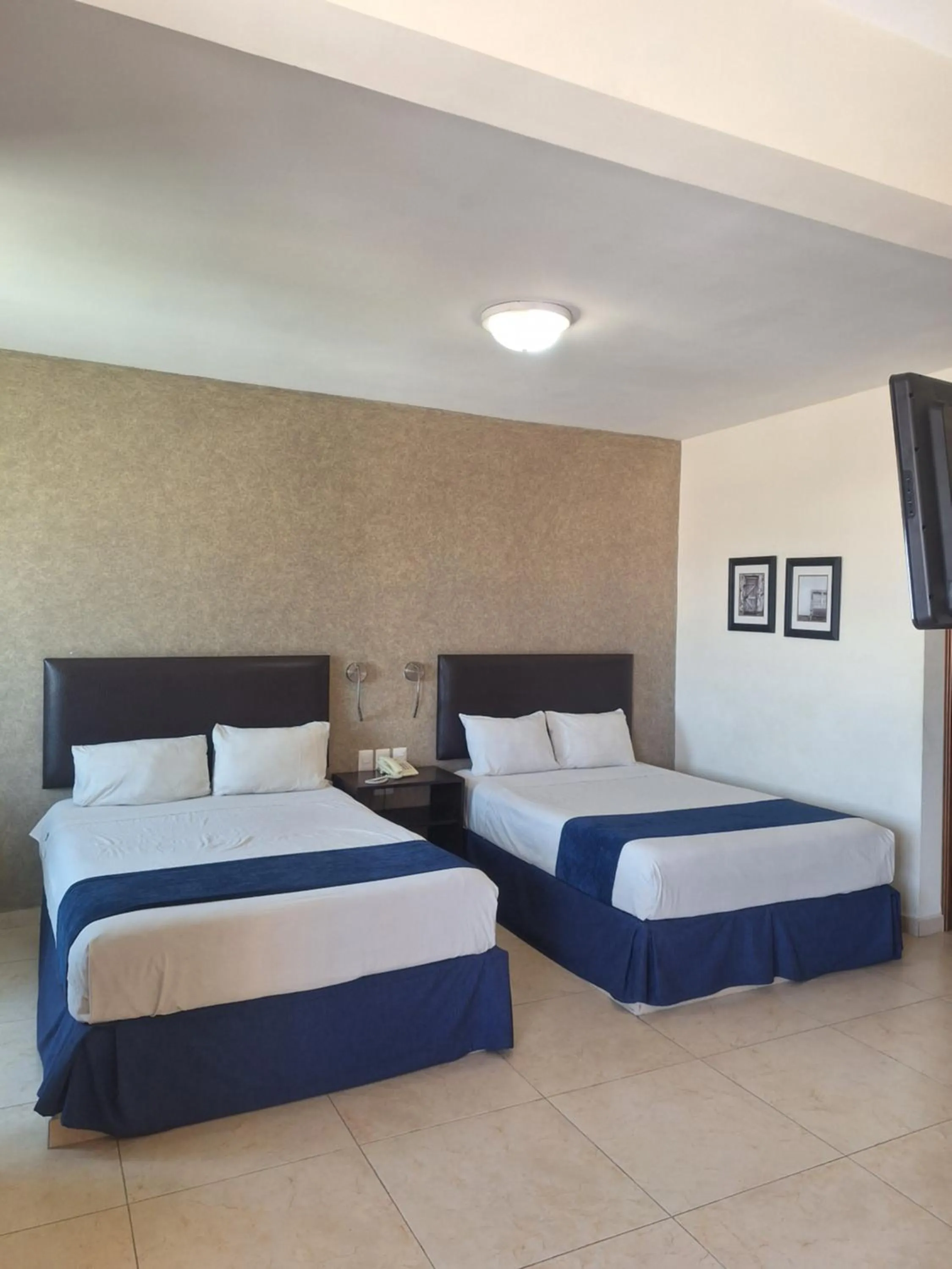 Bed in Hotel Ruiz Milán