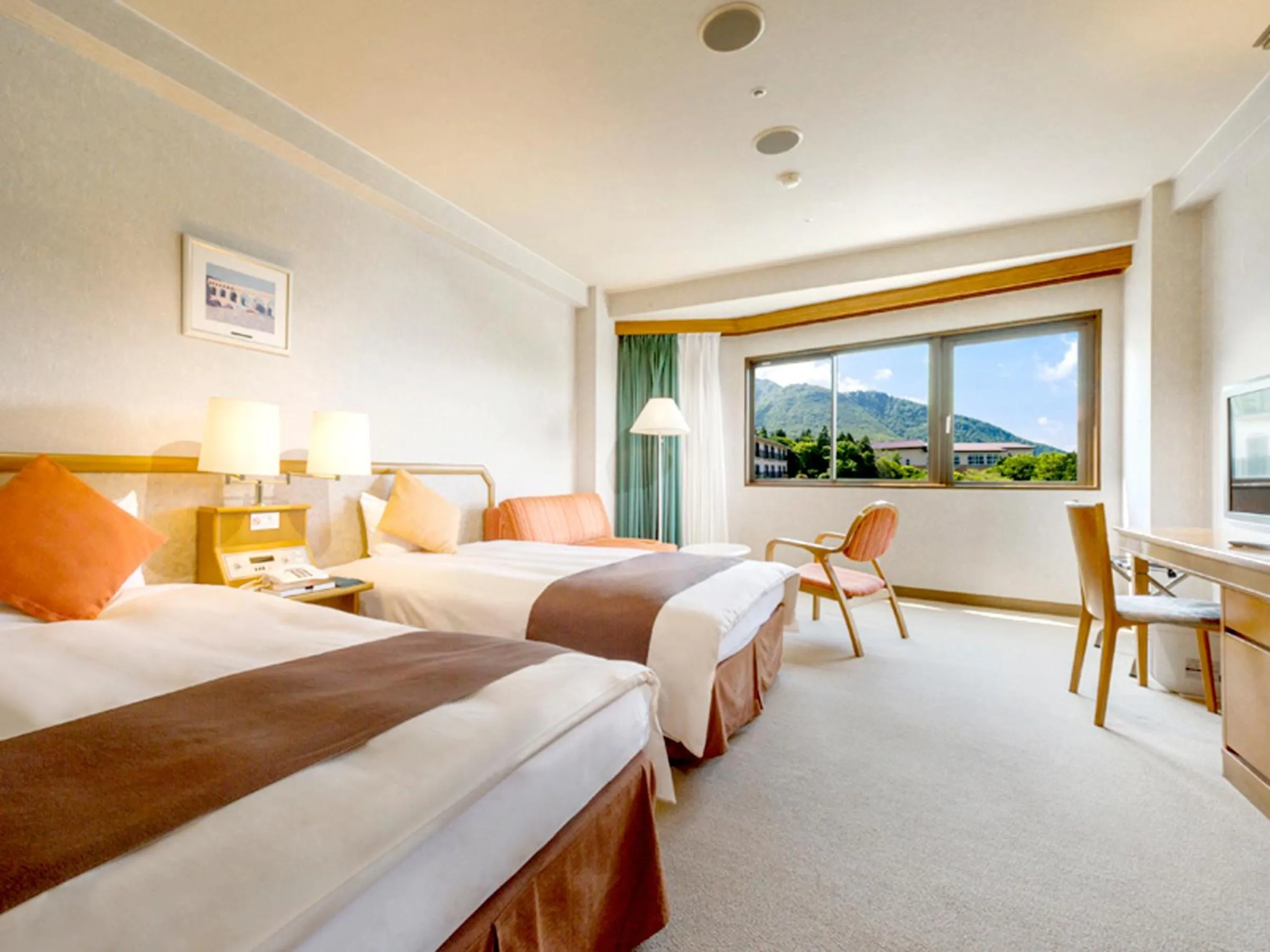 Photo of the whole room, Bed in Hotel Green Plaza Hakone