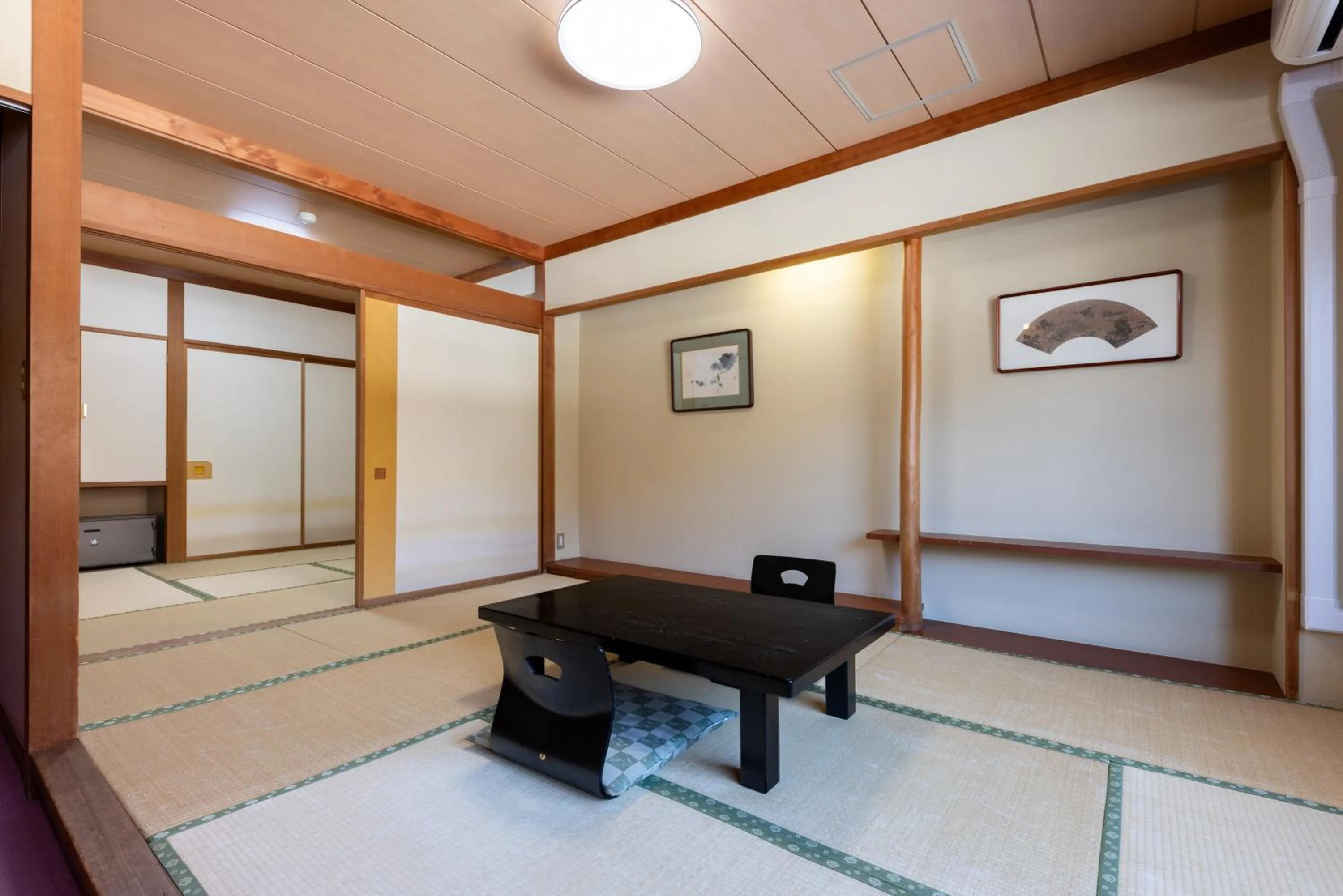 Living room in Nozawa Grand Hotel