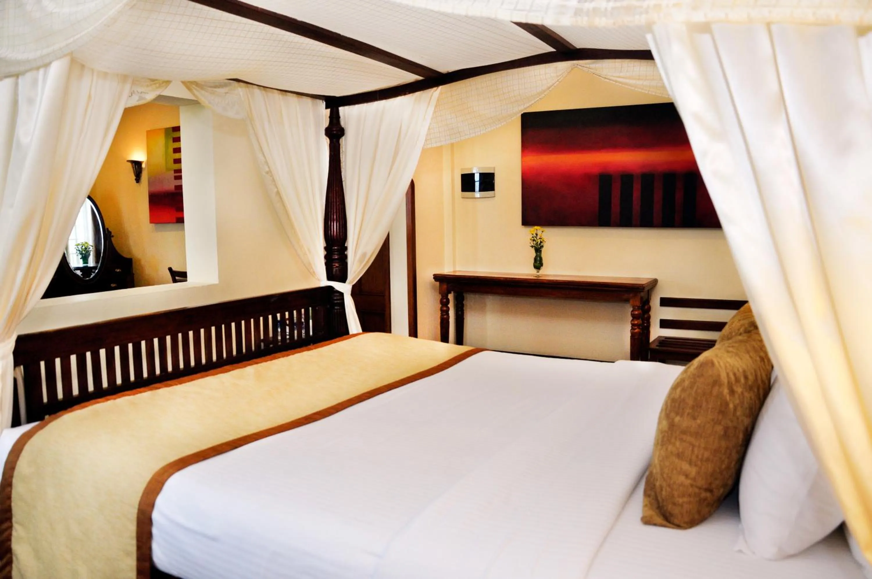 Bed in Mount Lavinia Hotel