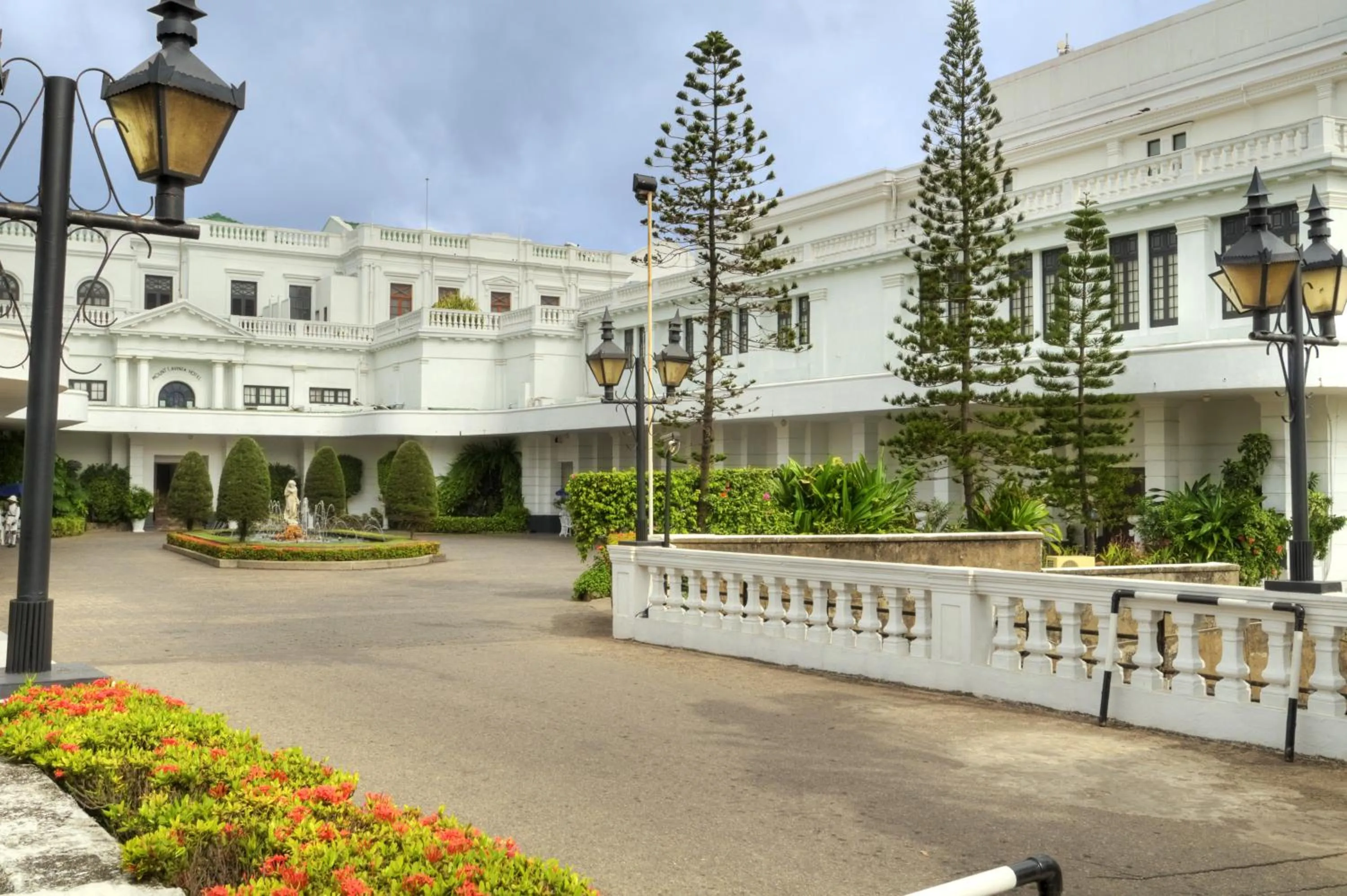 Property building in Mount Lavinia Hotel