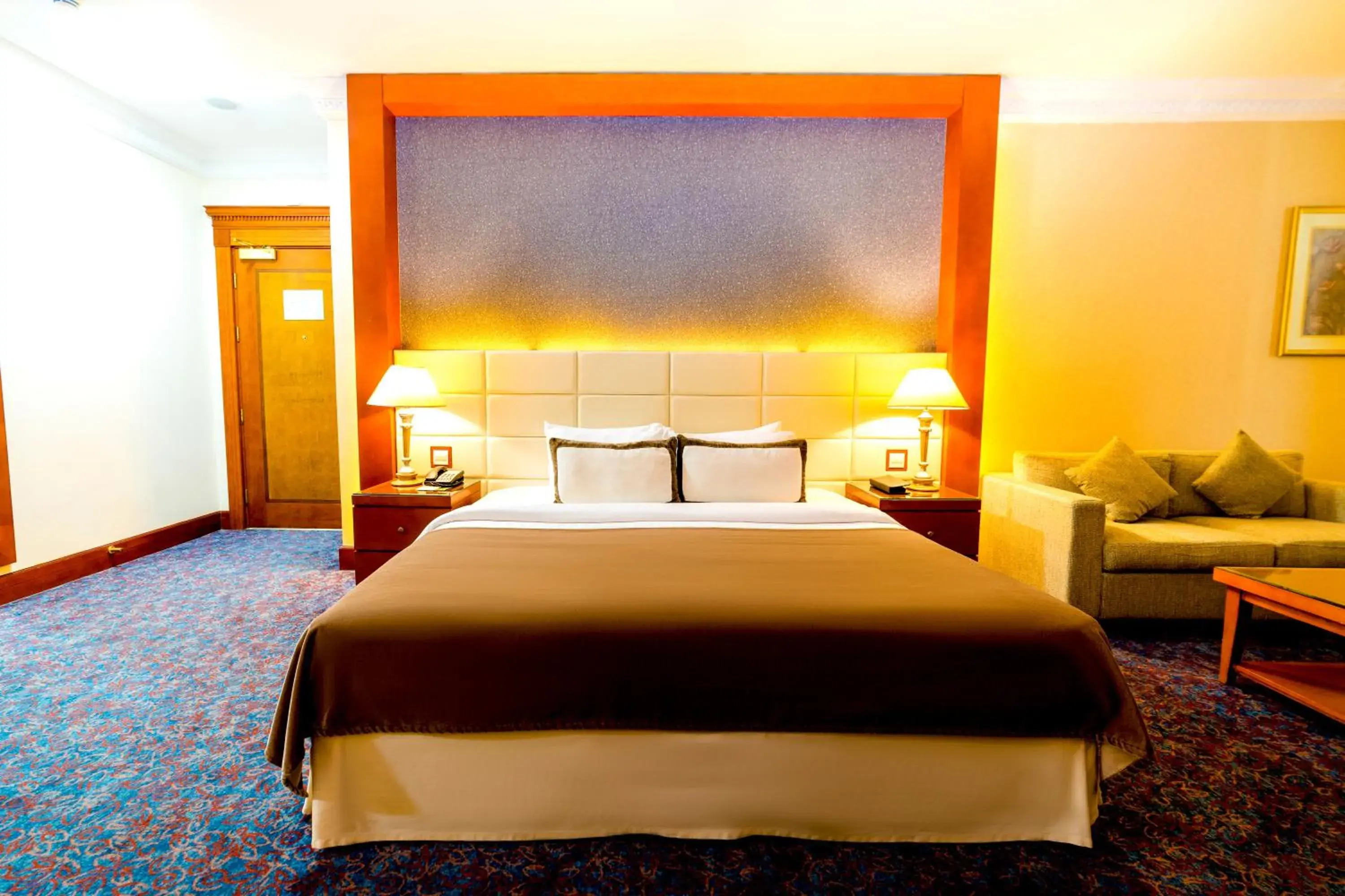 Executive King/ Twin Room (Complimentary Shuttle to the Beach and Mall of the Emirates) in Grand Excelsior Hotel Al Barsha Executive King/ Twin Room (Complimentary Shuttle to the Beach and Mall of the Emirates) in Grand Excelsior Hotel Al Barsha