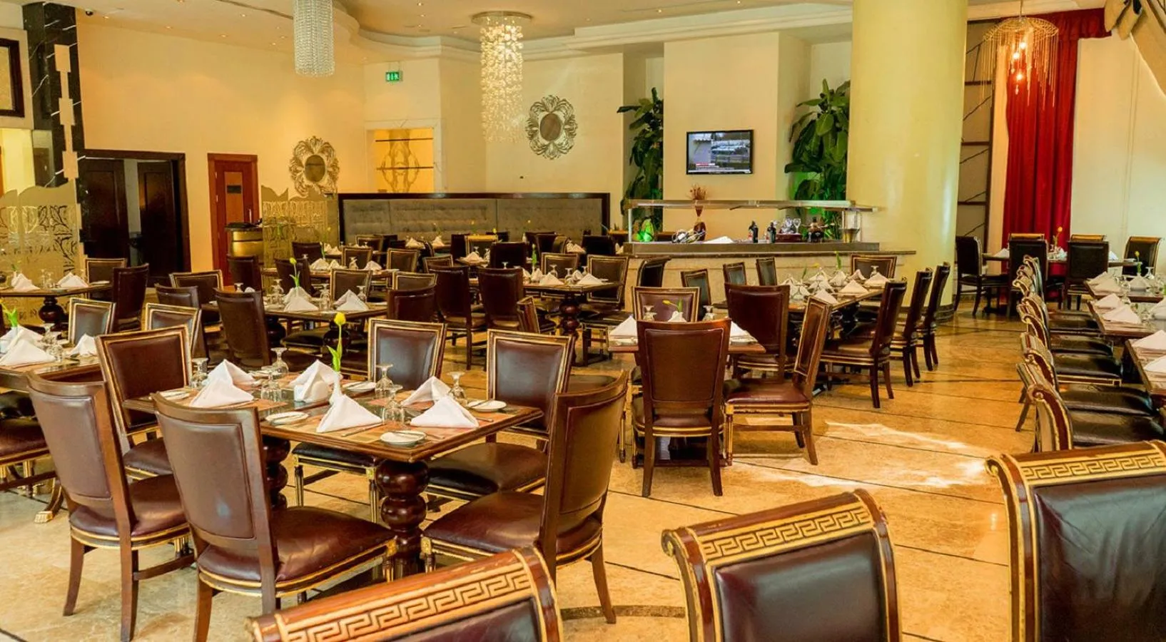 Restaurant/places to eat in Grand Excelsior Hotel Al Barsha