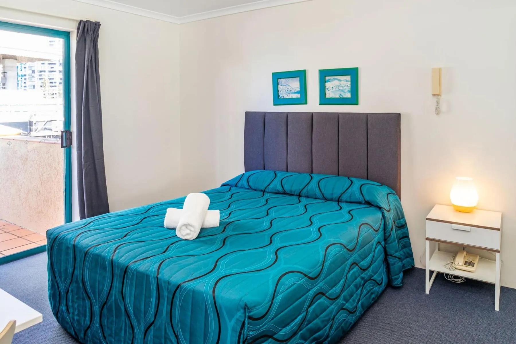 Bed in Aruba Sands Resort