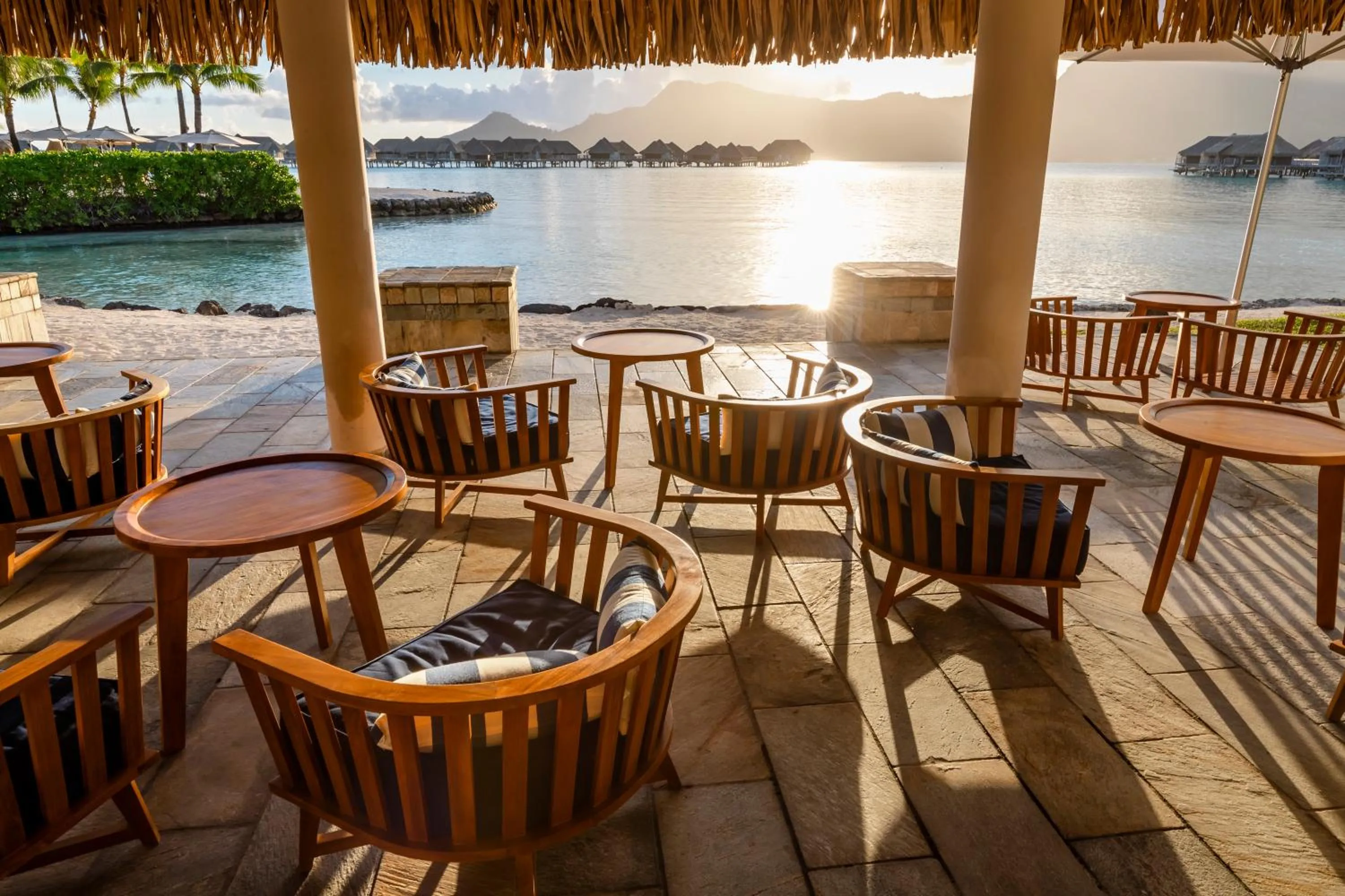 Lobby or reception in InterContinental Bora Bora & Thalasso Spa by IHG