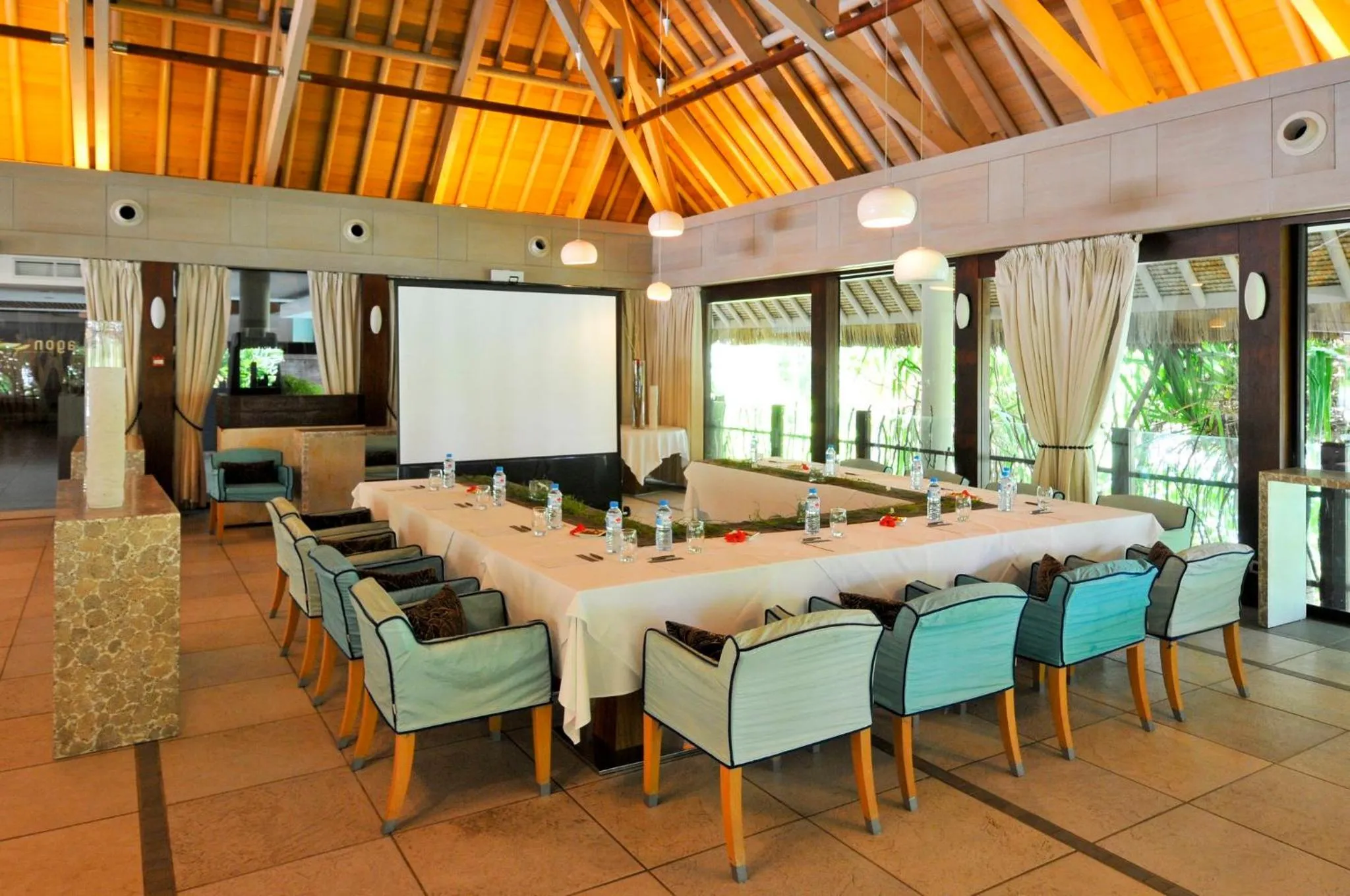 Meeting/conference room in InterContinental Bora Bora & Thalasso Spa by IHG