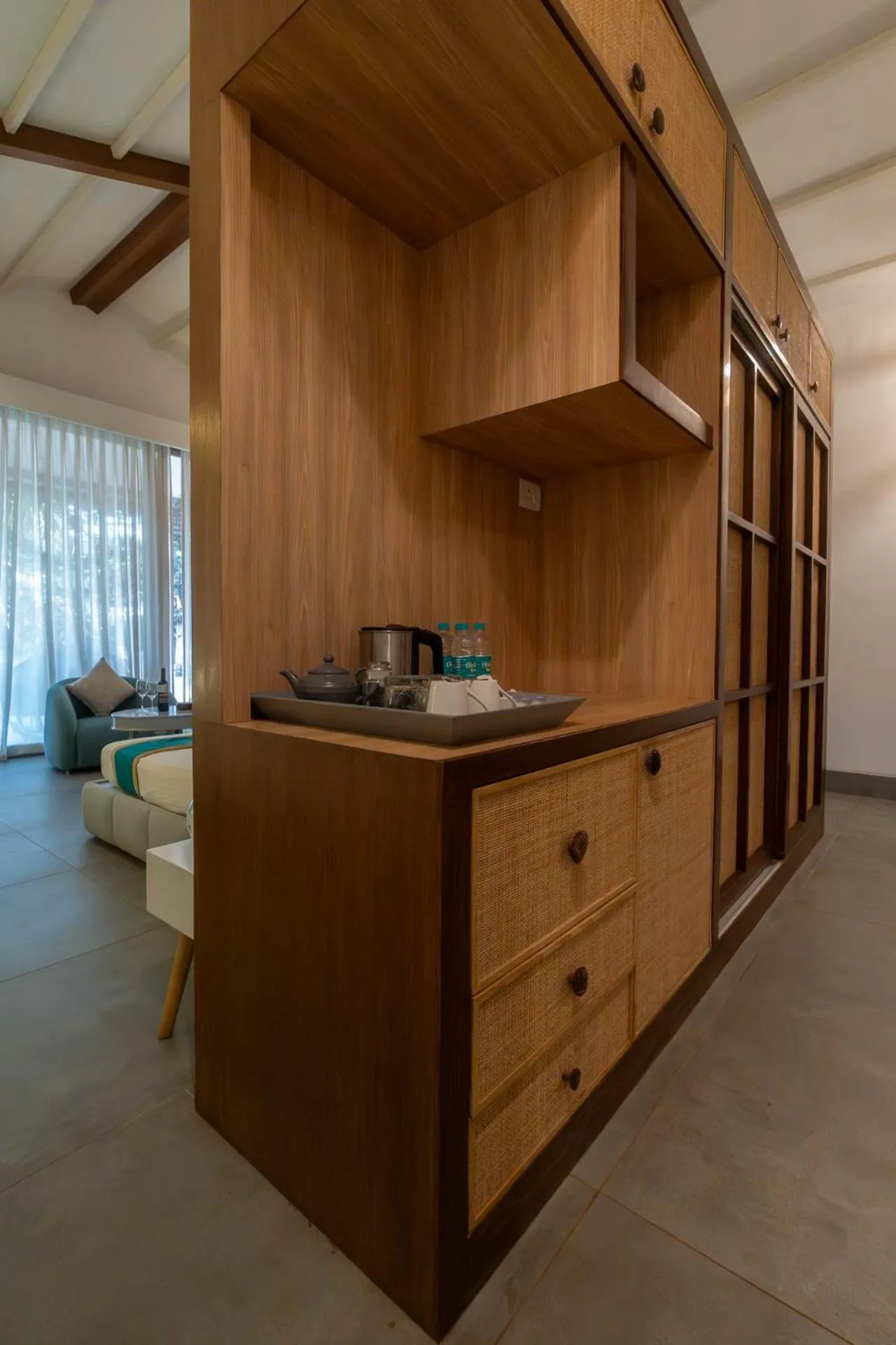 wardrobe in Marbela Beach Resort